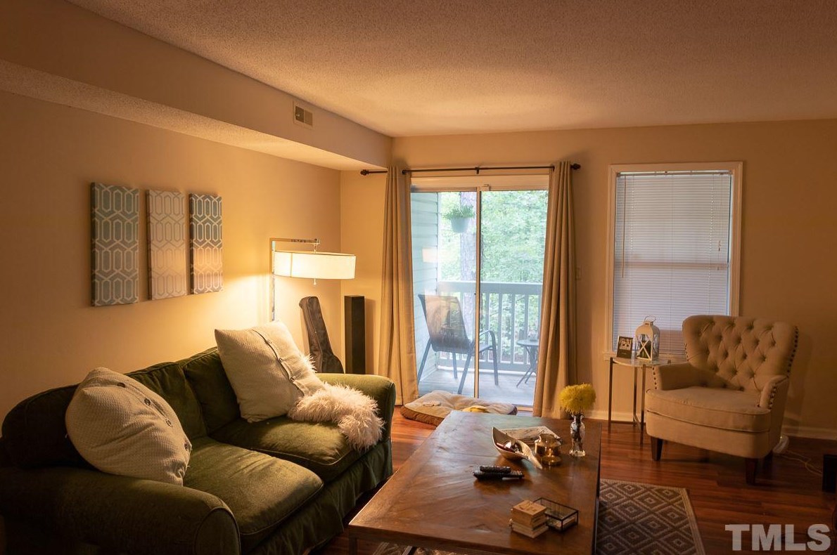 132 Kingsbury Dr #132, Chapel Hill, NC 27514
