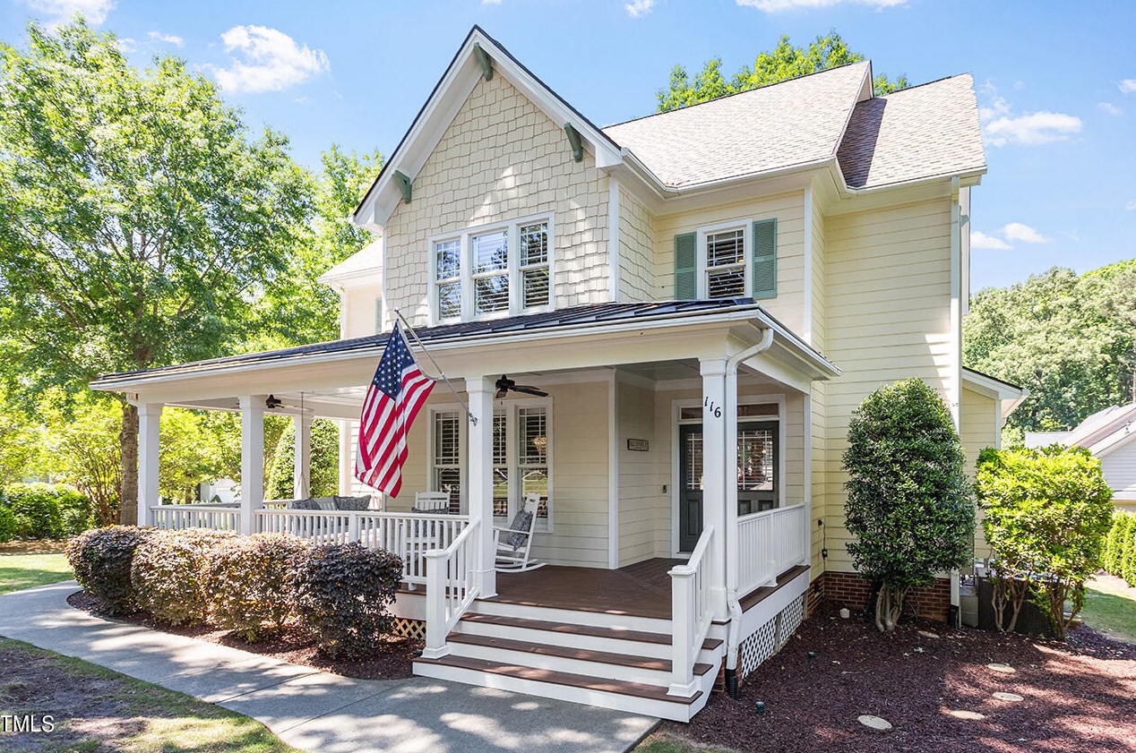 116 Cobblepoint Way, Holly Springs, NC 27540