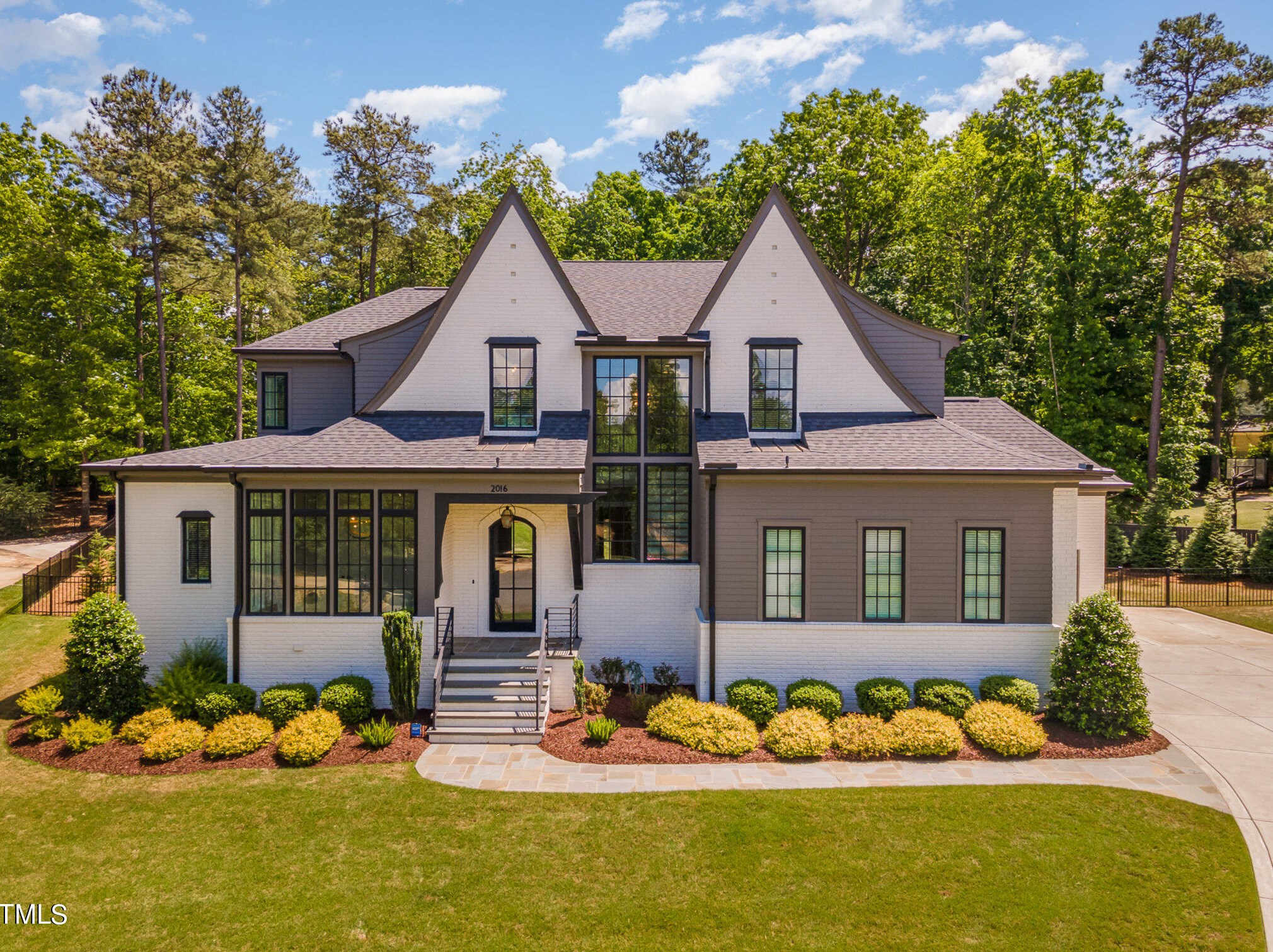 2016 Falls Forest Dr, Raleigh, NC 27615-1258