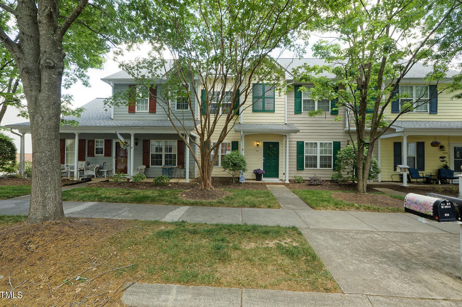 314 Commons Dr, Holly Springs, NC 27540