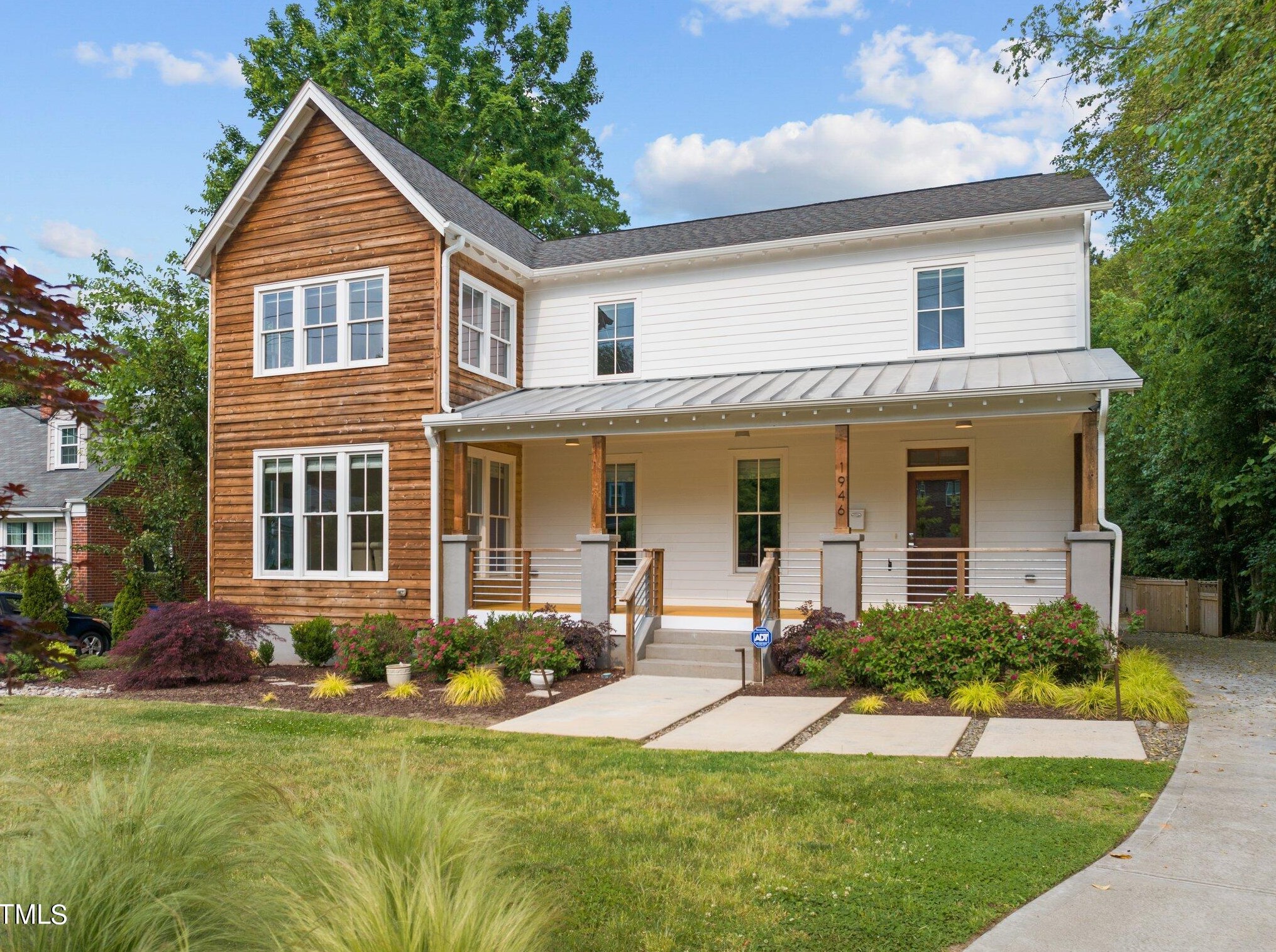 1946 Bernard St, Raleigh, NC 27608-2638