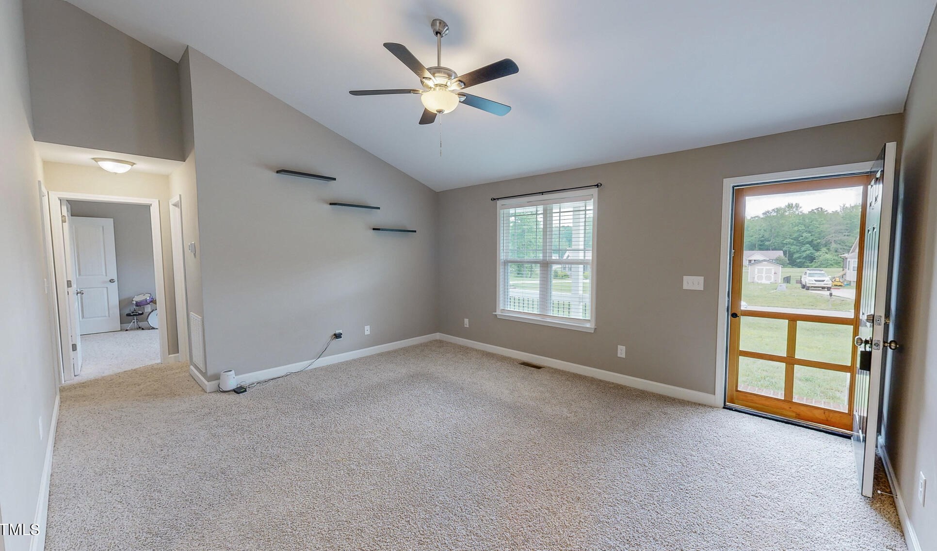 88 Tillburg Ln, Hurdle Mills, NC 27541