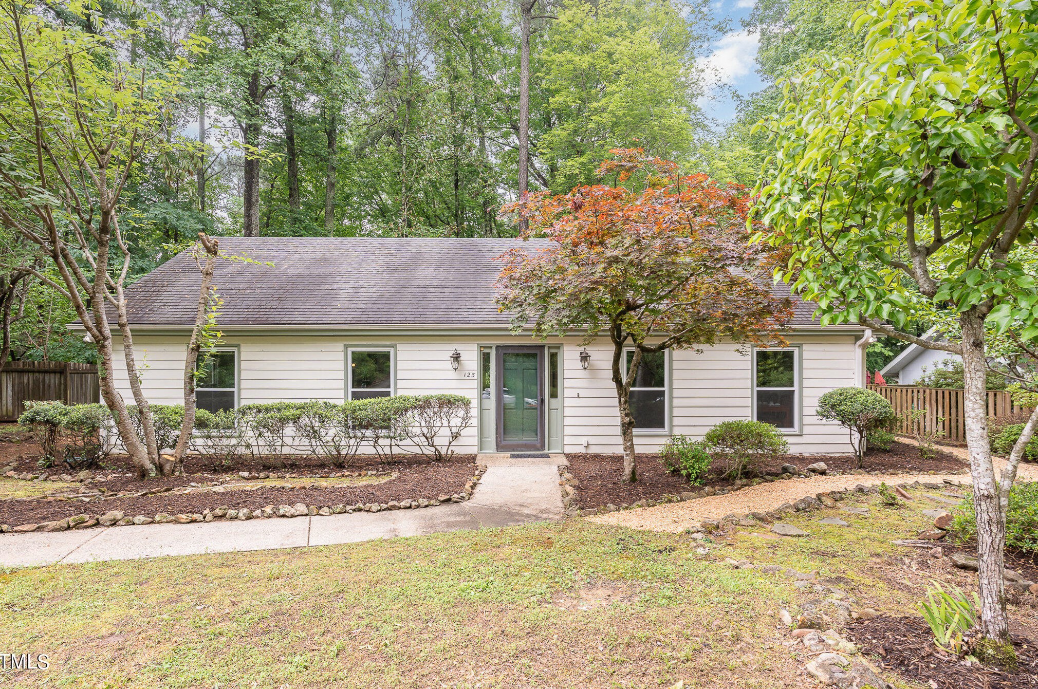 125 Summerlin Dr, Chapel Hill, NC 27514
