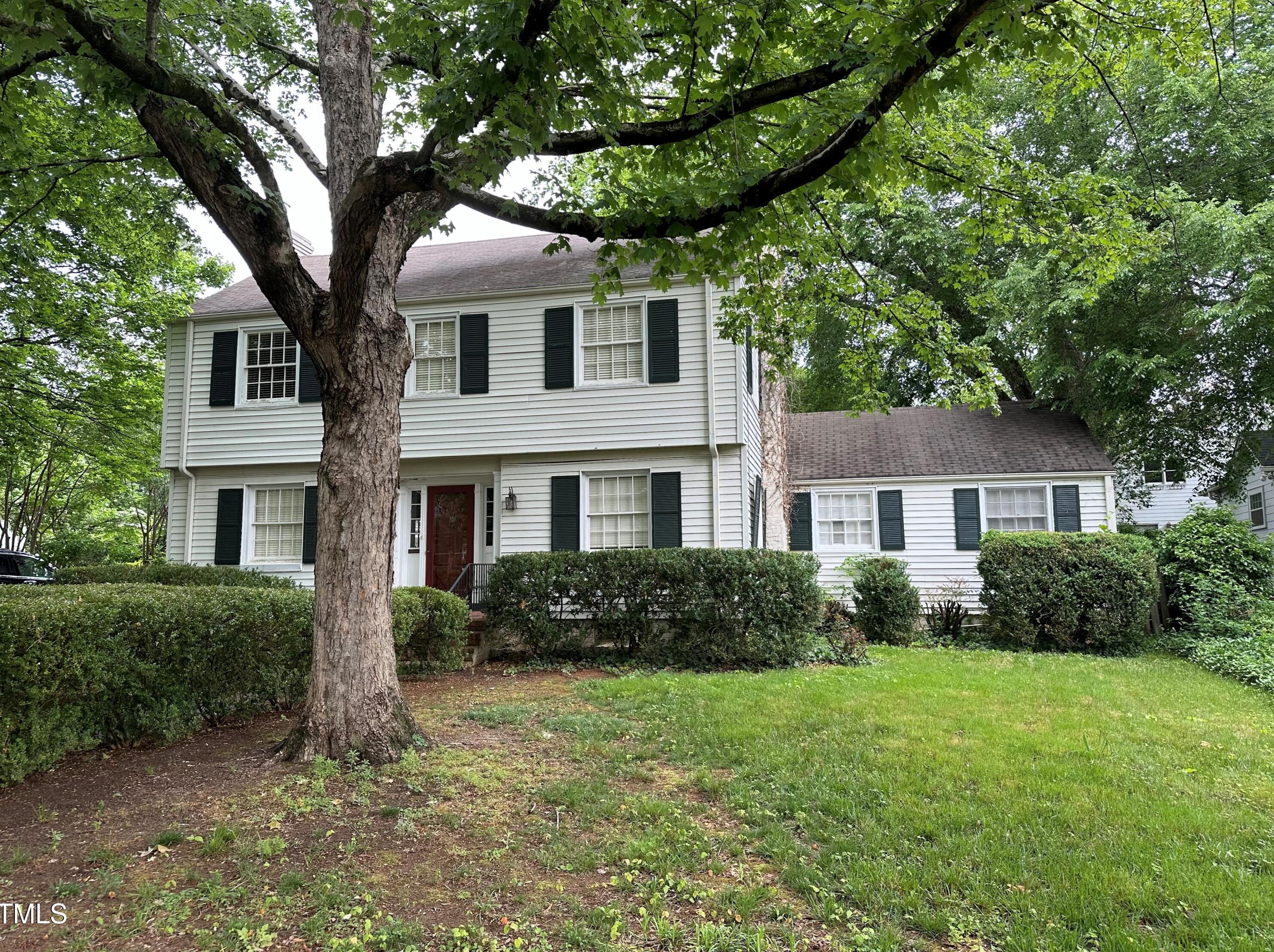1612 Craig St, Raleigh, NC 27608-2202