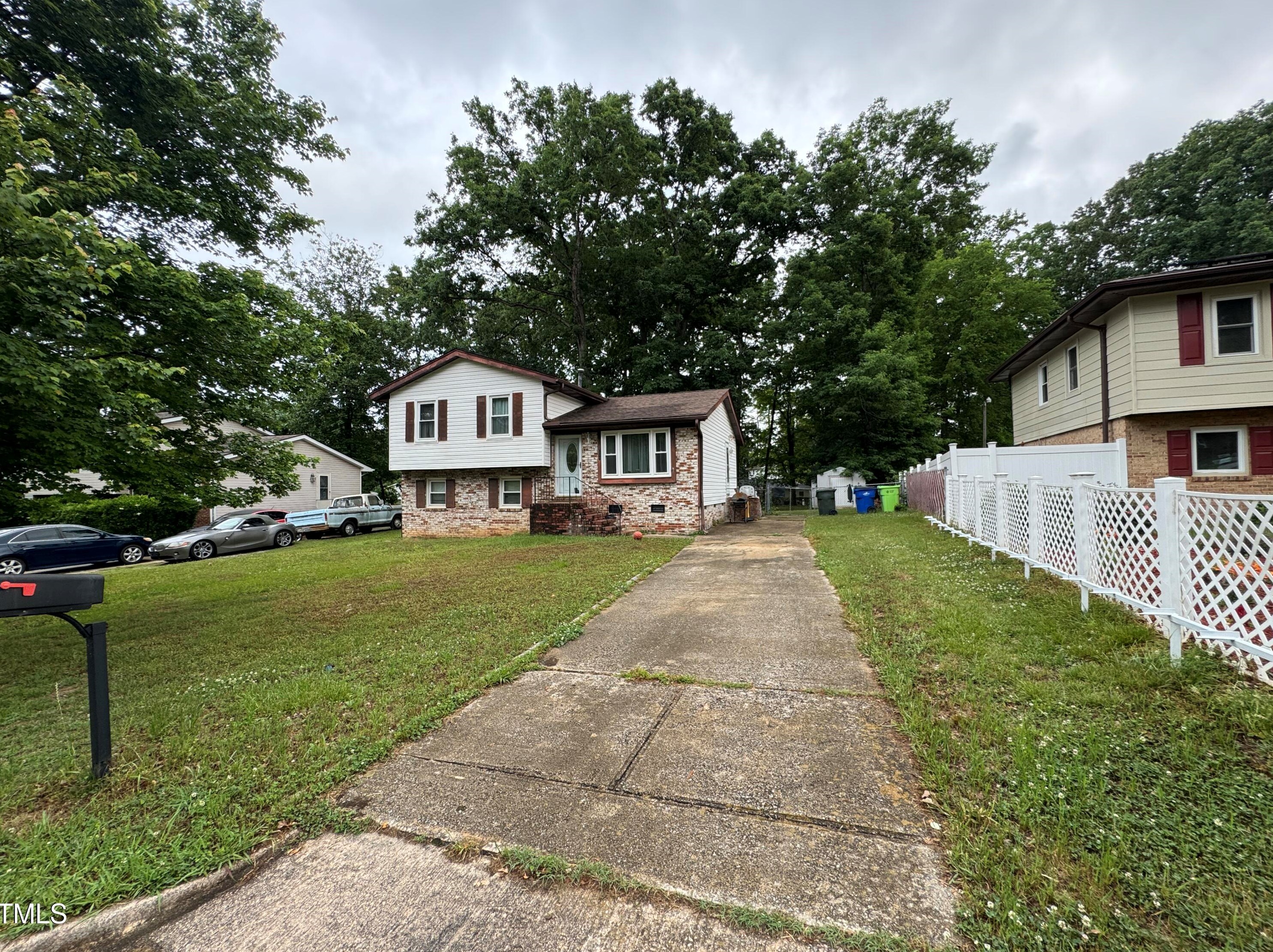 3200 Burntwood Cir, Raleigh, NC 27610