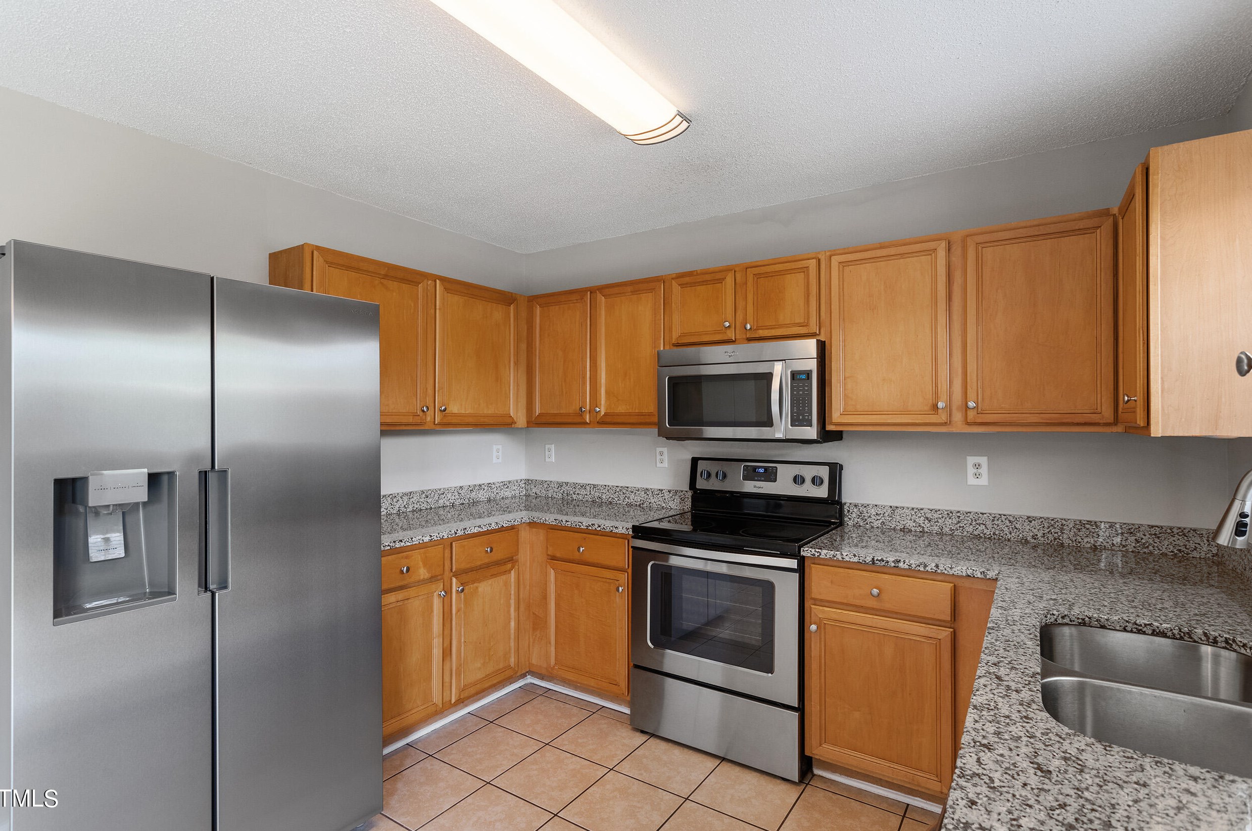 1 Kimbrough Ct, Durham NC 27703-2919 exterior