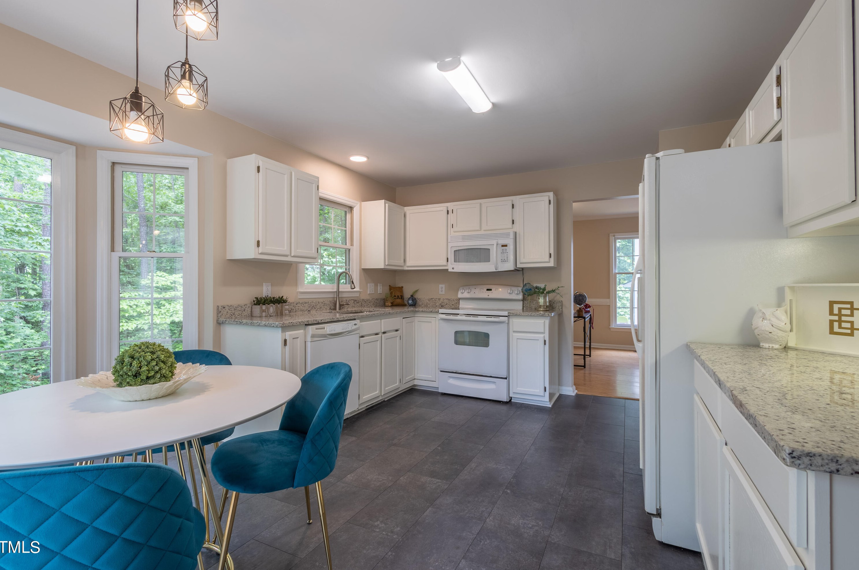 111 Frohlich Dr, Cary, NC 27513-1735