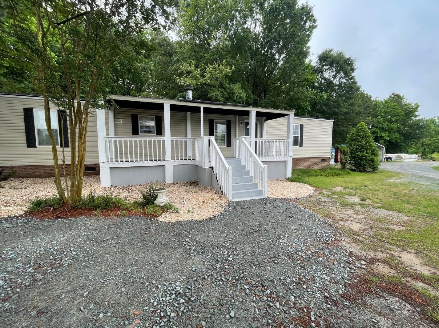 61 W Watson Rd, Benson, NC 27504