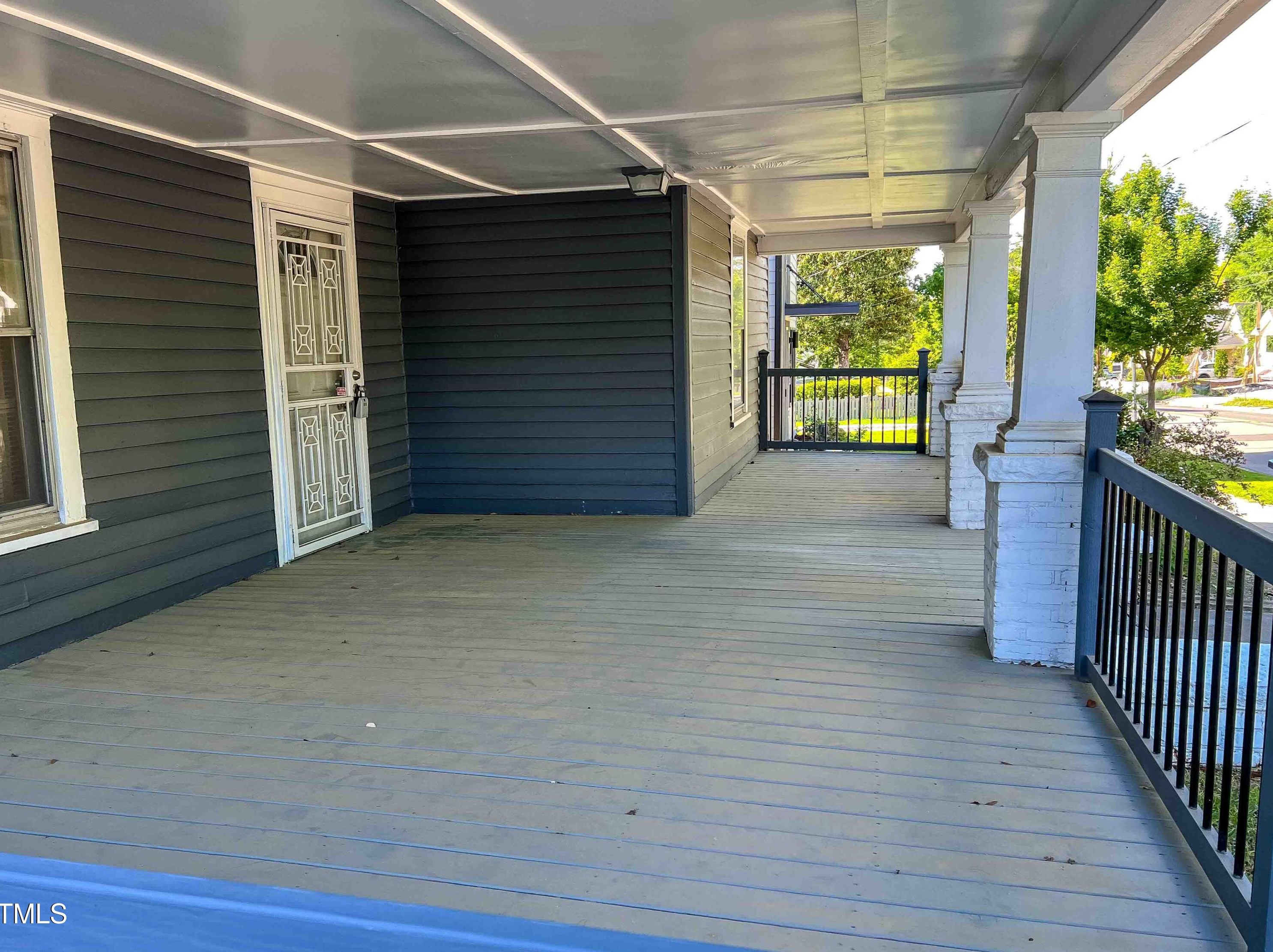 107 Guthrie Ave, Durham, NC 27703-3115