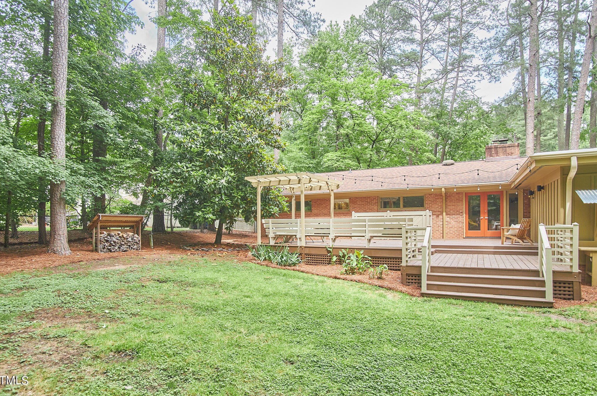 2728 Sevier St, Durham NC 27705-5744 exterior