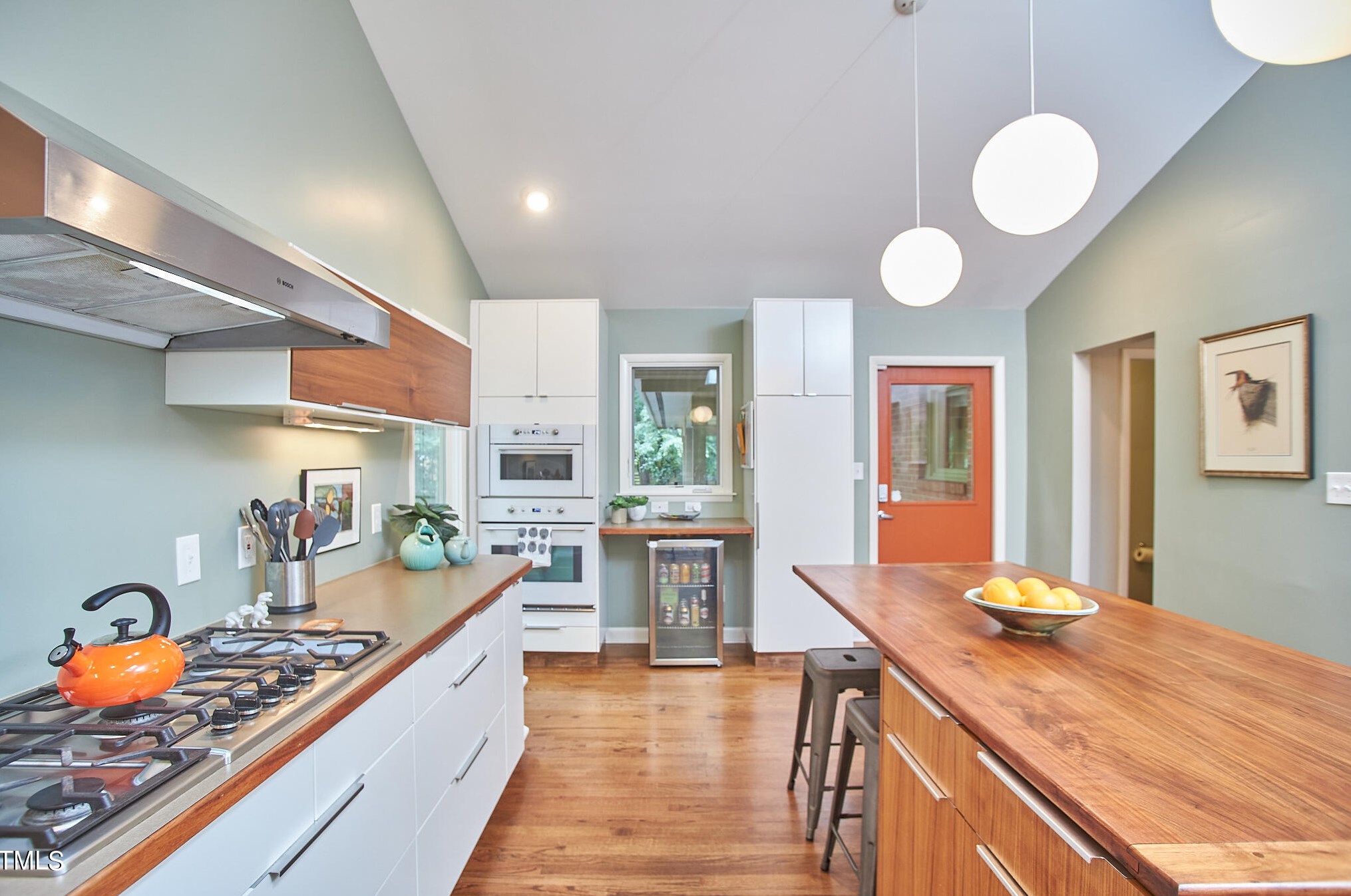 2728 Sevier St, Durham NC 27705-5744 exterior