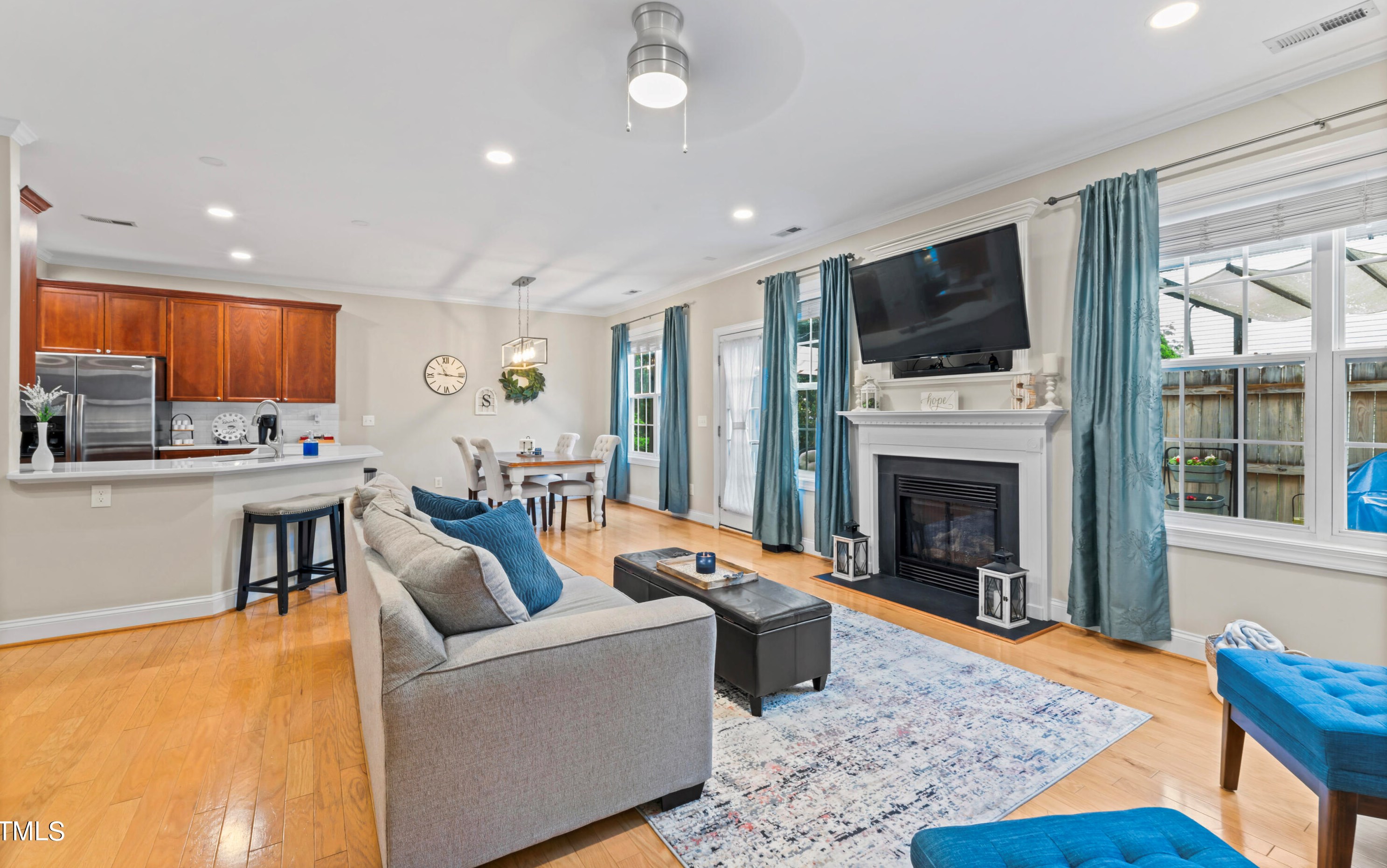 1001 Holly Mdw Dr, Holly Springs NC 27540-8597 exterior