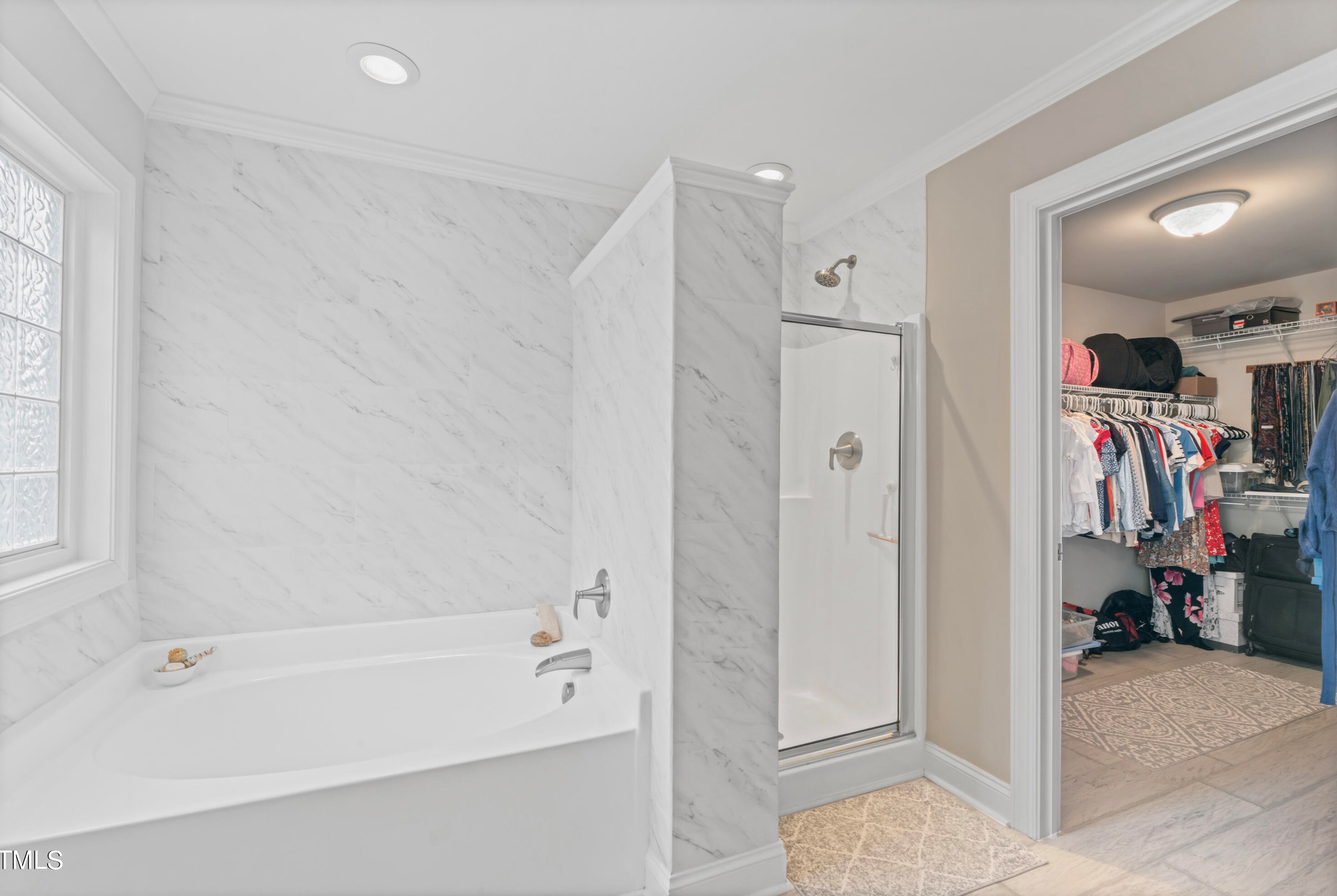 1001 Holly Mdw Dr, Holly Springs NC 27540-8597 exterior