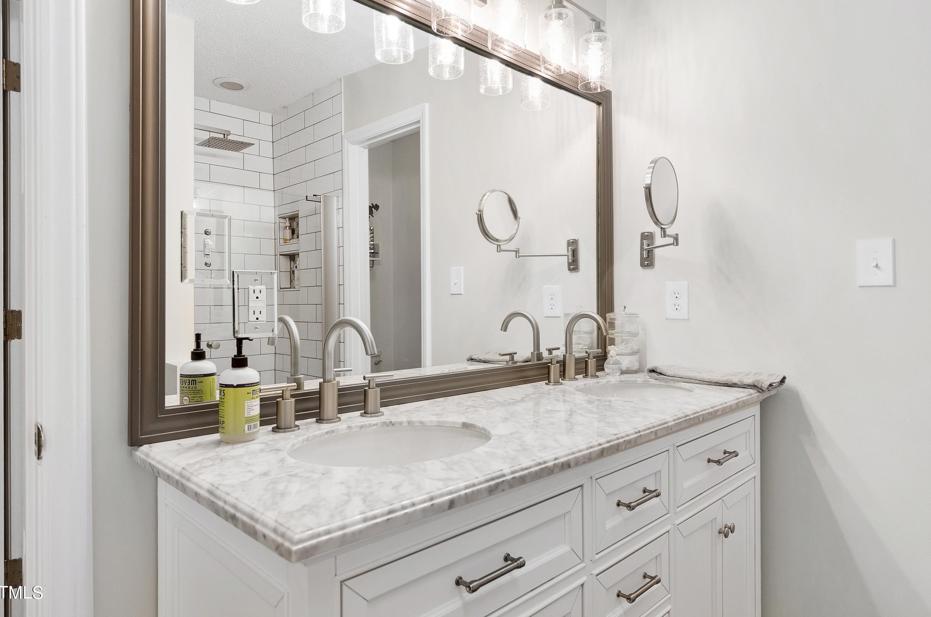 706 Bishopstone Dr, Durham NC 27705-2388 exterior