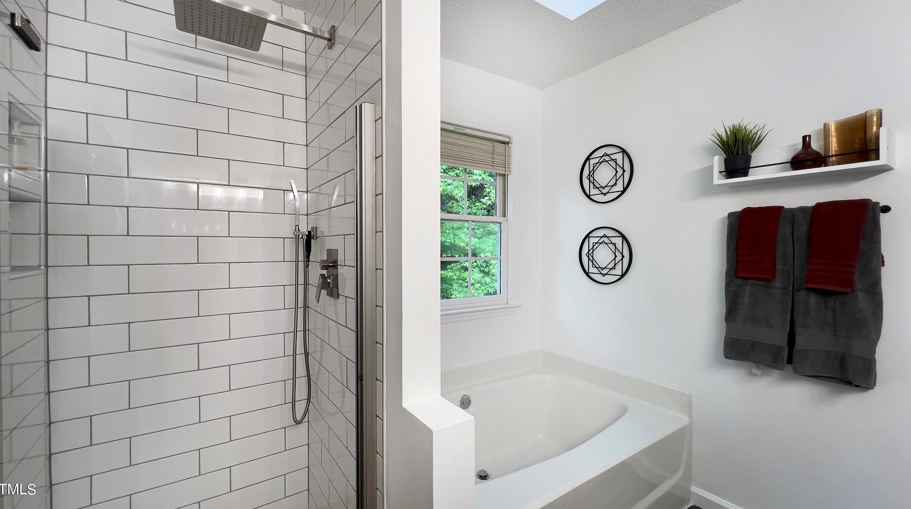 706 Bishopstone Dr, Durham NC 27705-2388 exterior