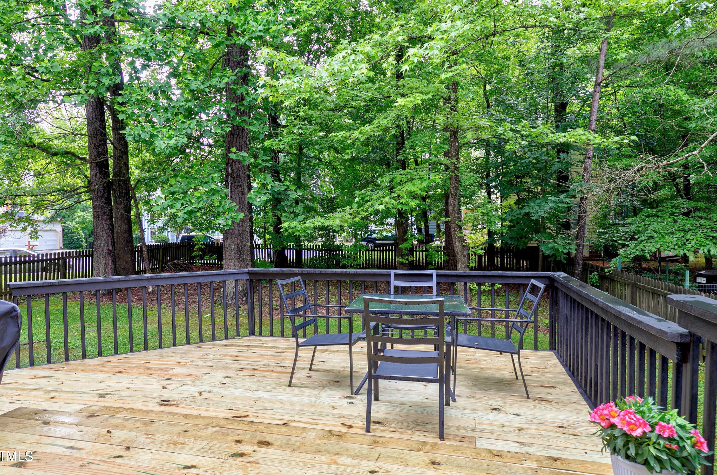 706 Bishopstone Dr, Durham NC 27705-2388 exterior