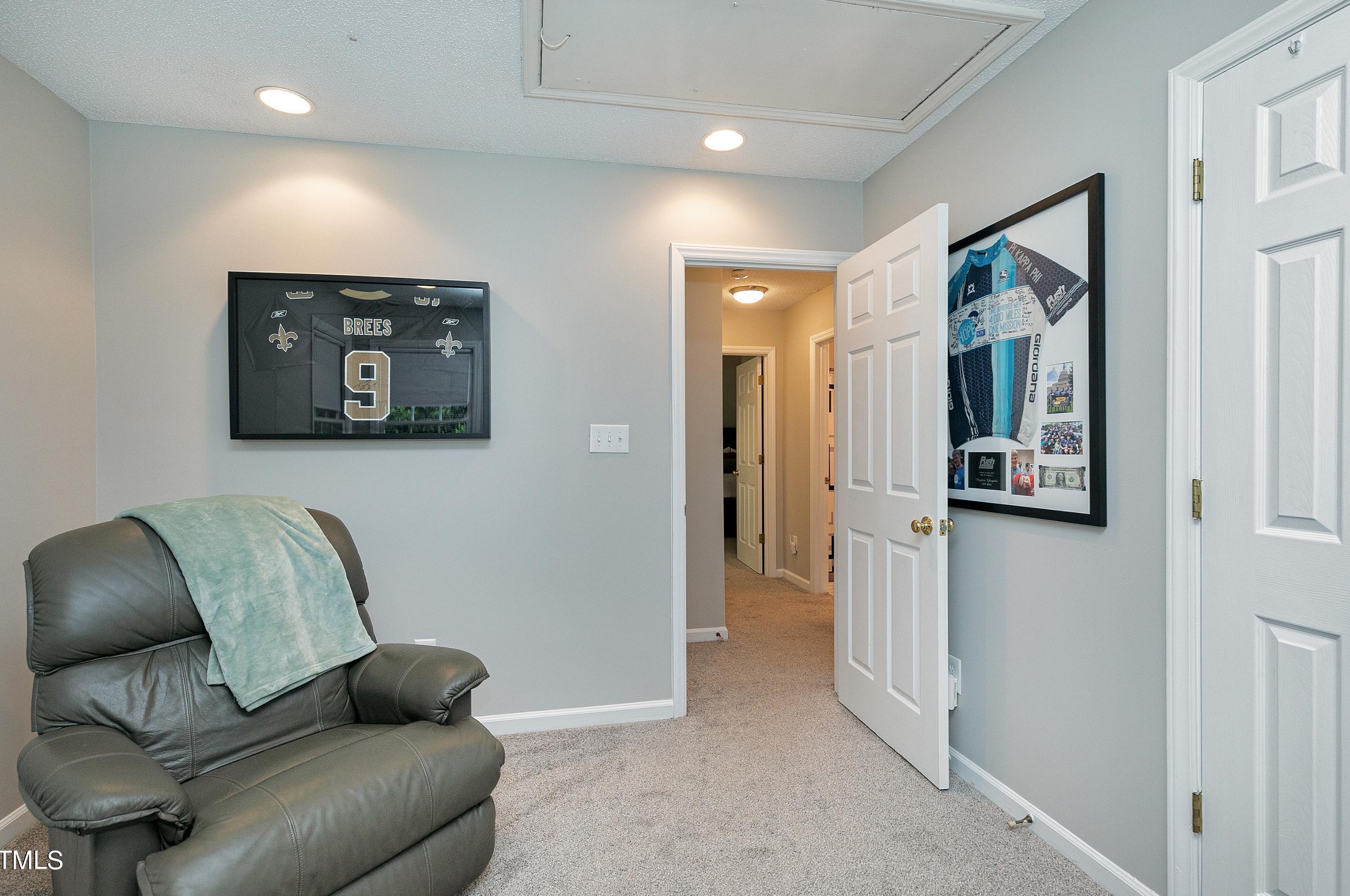 706 Bishopstone Dr, Durham NC 27705-2388 exterior