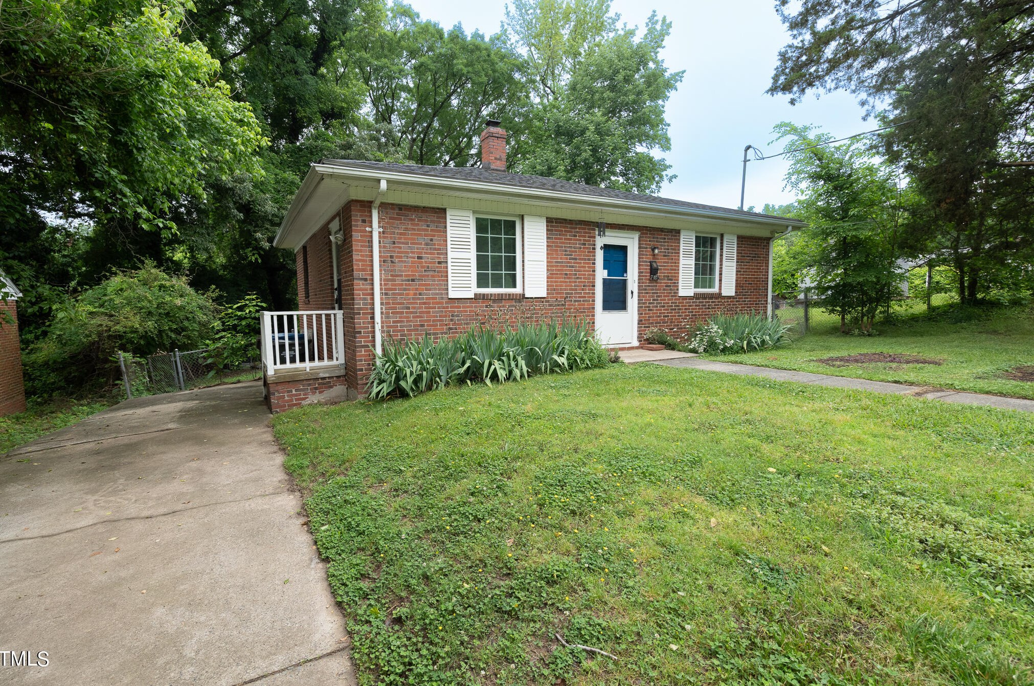 2402 Dallas St, Durham, NC 27707