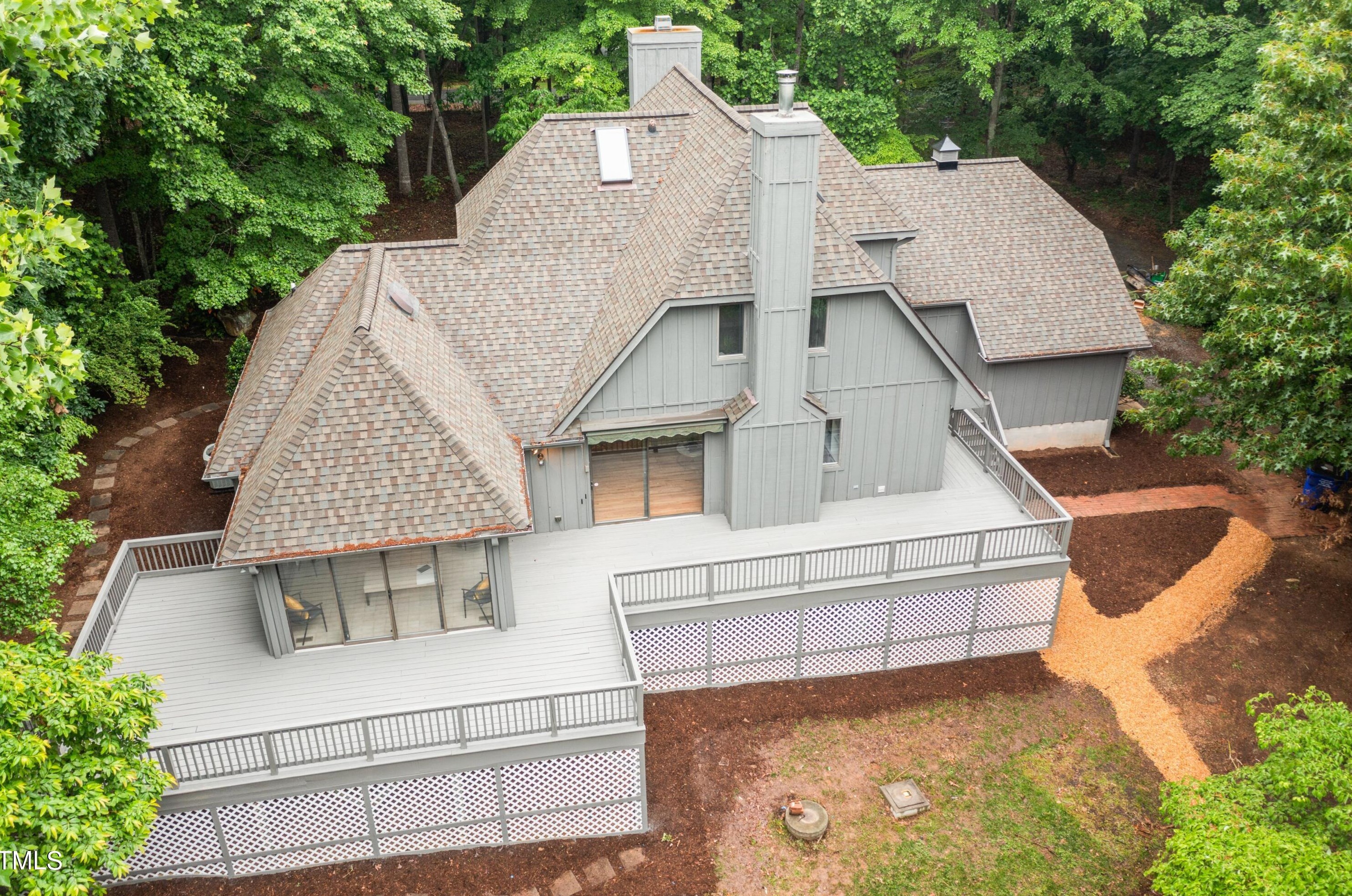 3706 Moonlight Dr, Chapel Hill, NC 27516-5596
