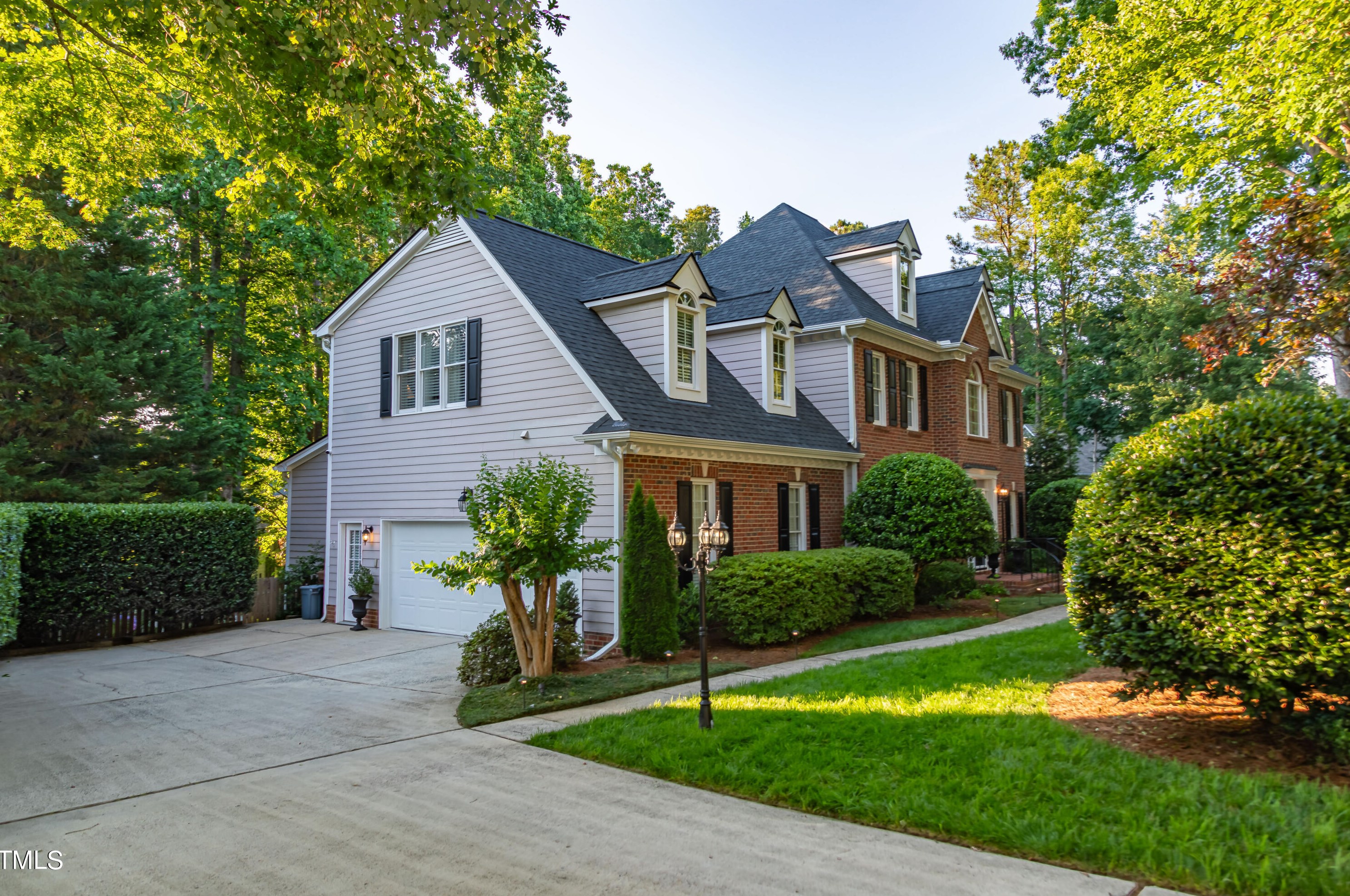 103 Barnbridge Ct, Cary, NC 27519-6667