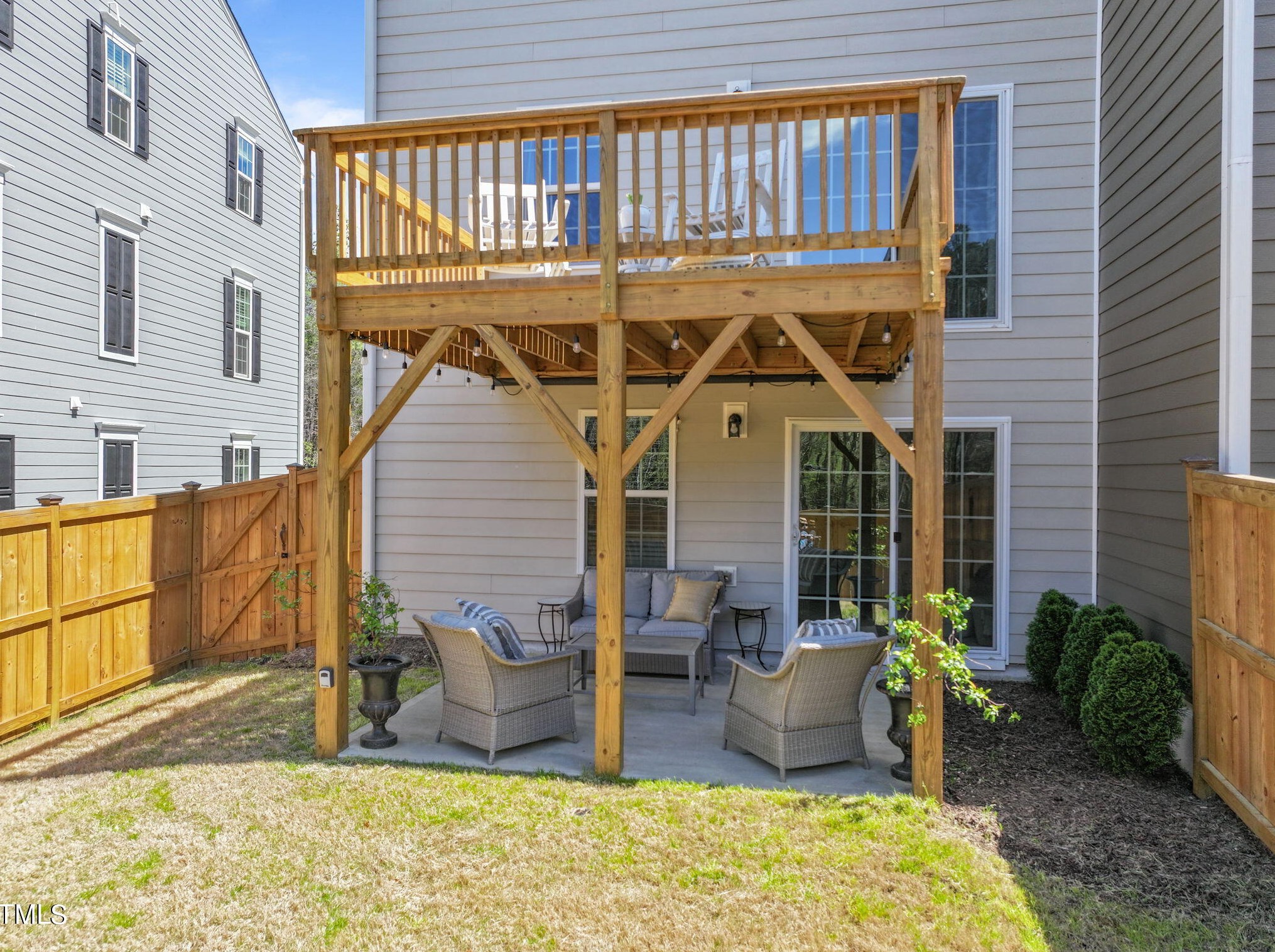 4724 Randall Rd, Durham NC 27707-9727 exterior