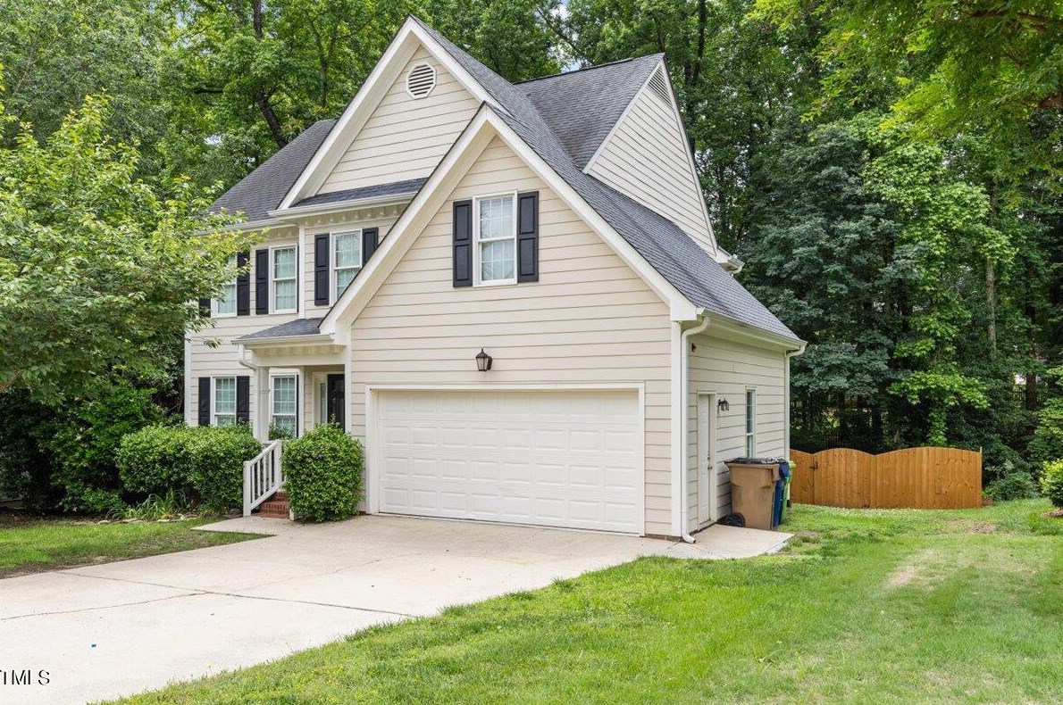 2408 Dahlgreen Rd, Raleigh, NC 27615-4073