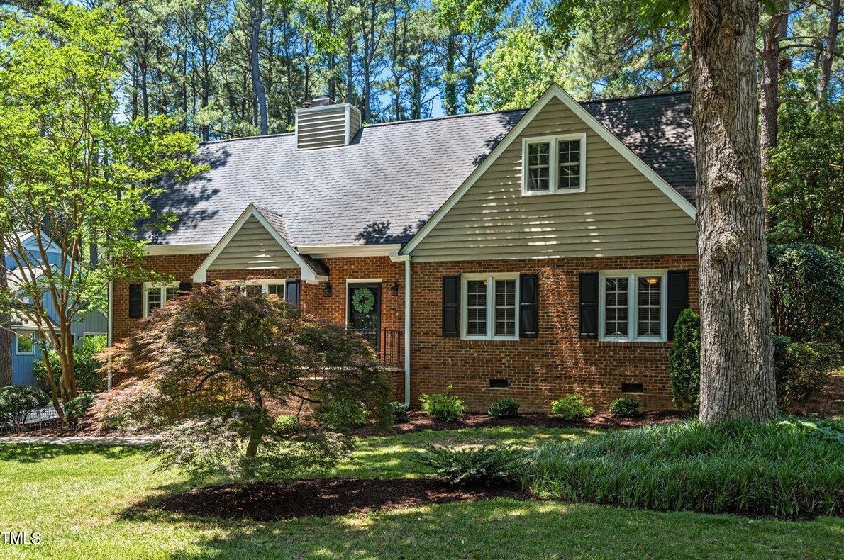 115 Brannigan Pl, Cary, NC 27511-5660