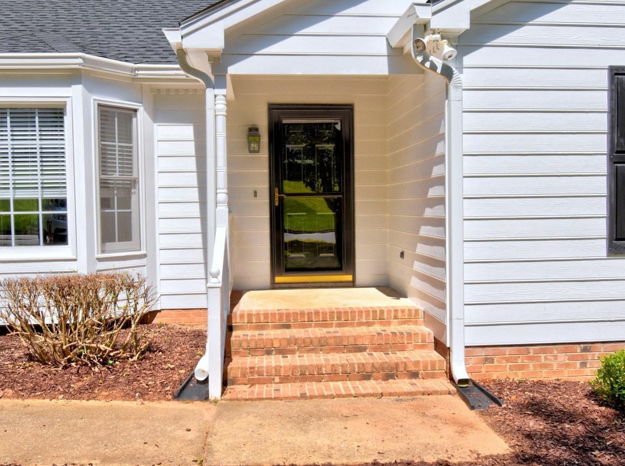 109 Skipwyth Cir, Cary, NC 27513
