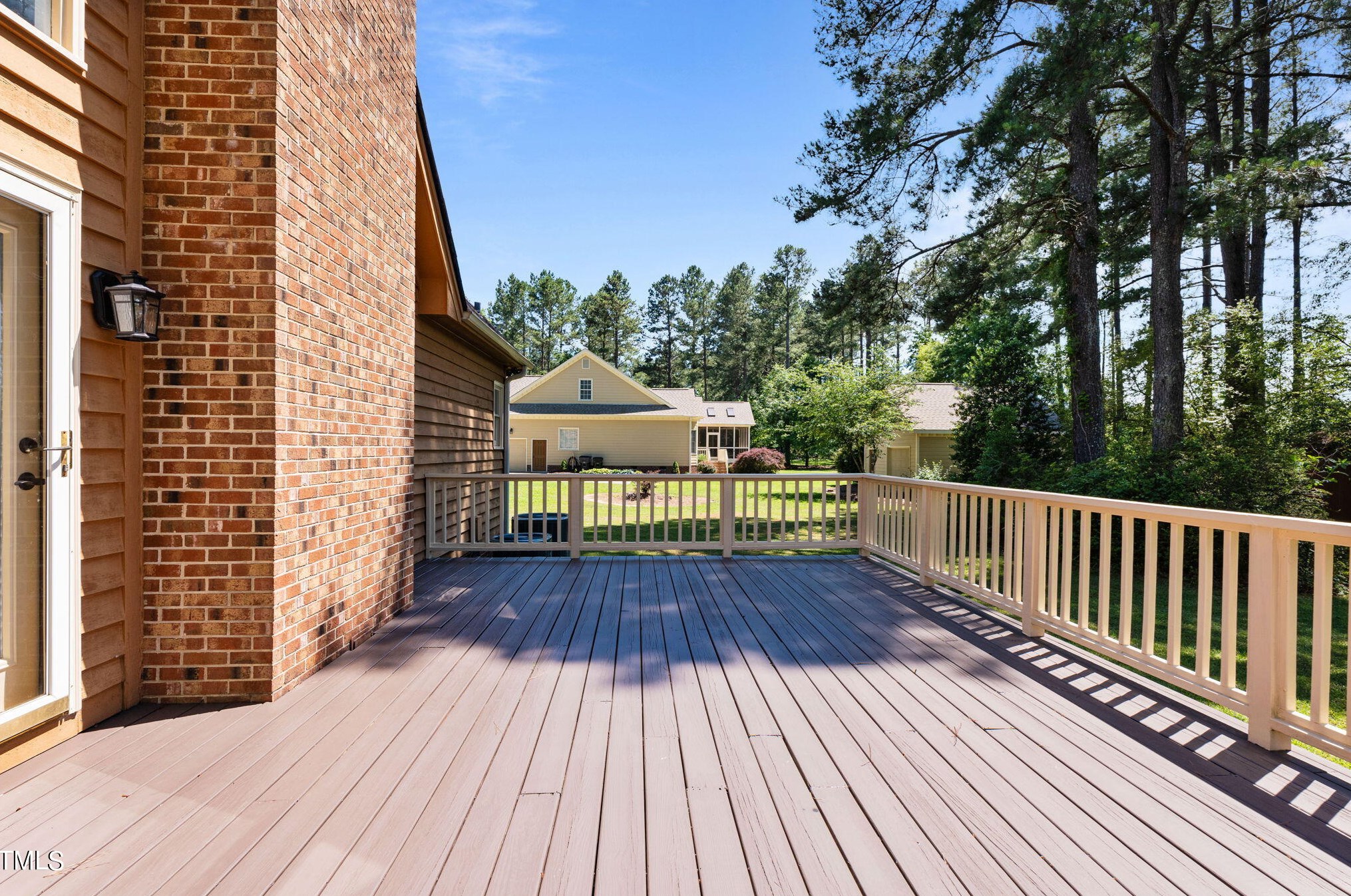 1019 Swift Creek Dr, Clayton NC 27520-9810 exterior