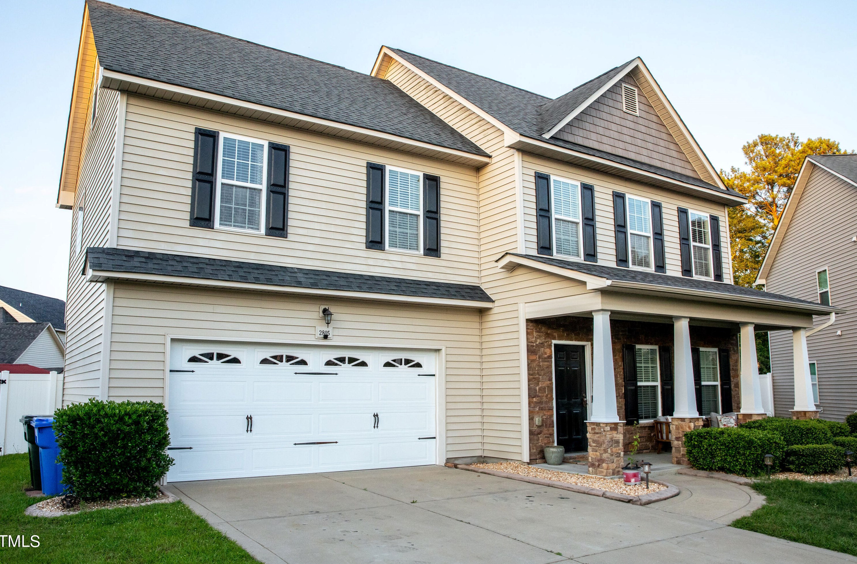 2805 Deepwater Ct, Fayetteville, NC 28306-8181