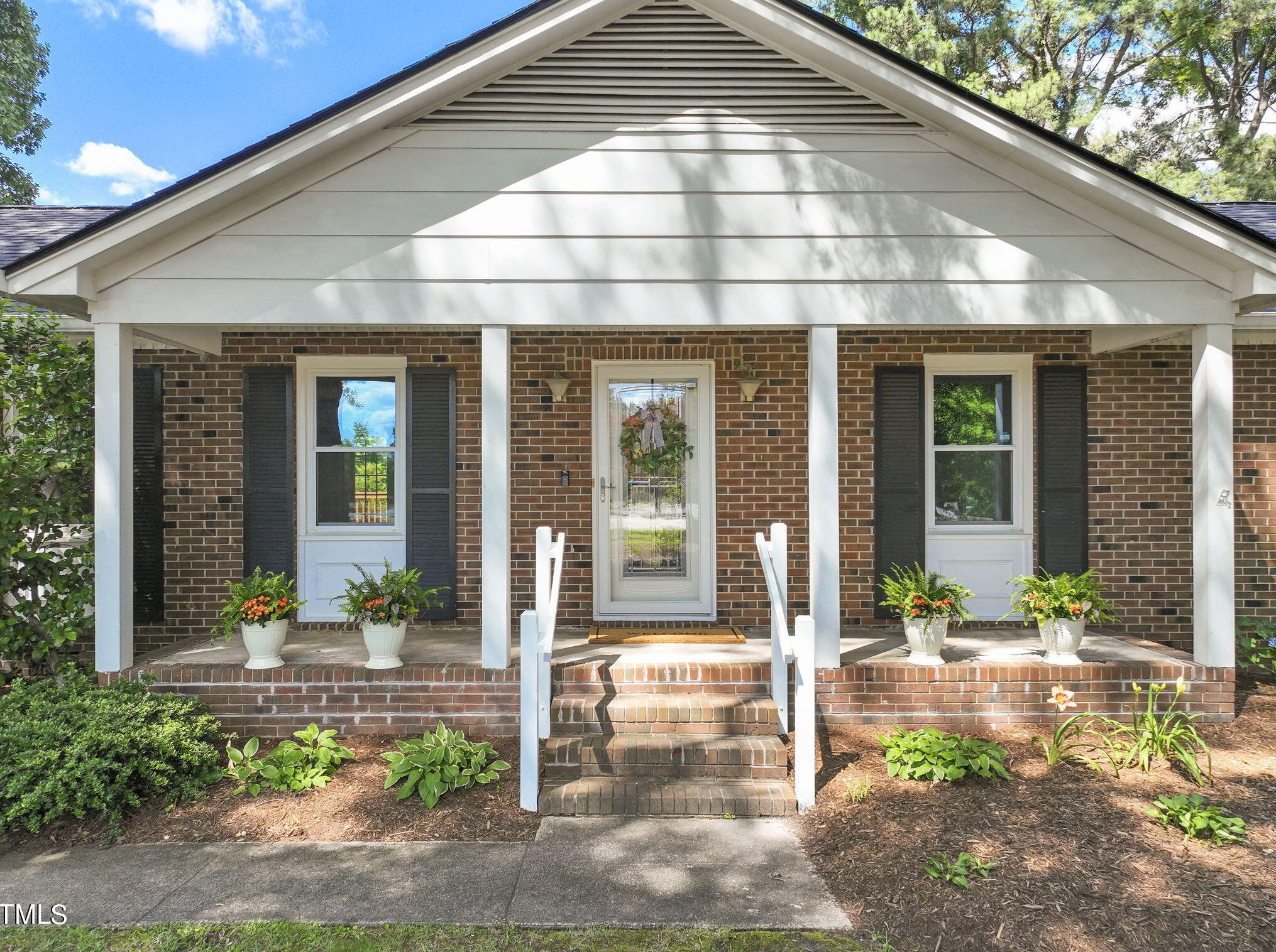 201 Maynard Rd, Cary, NC 27511-4509