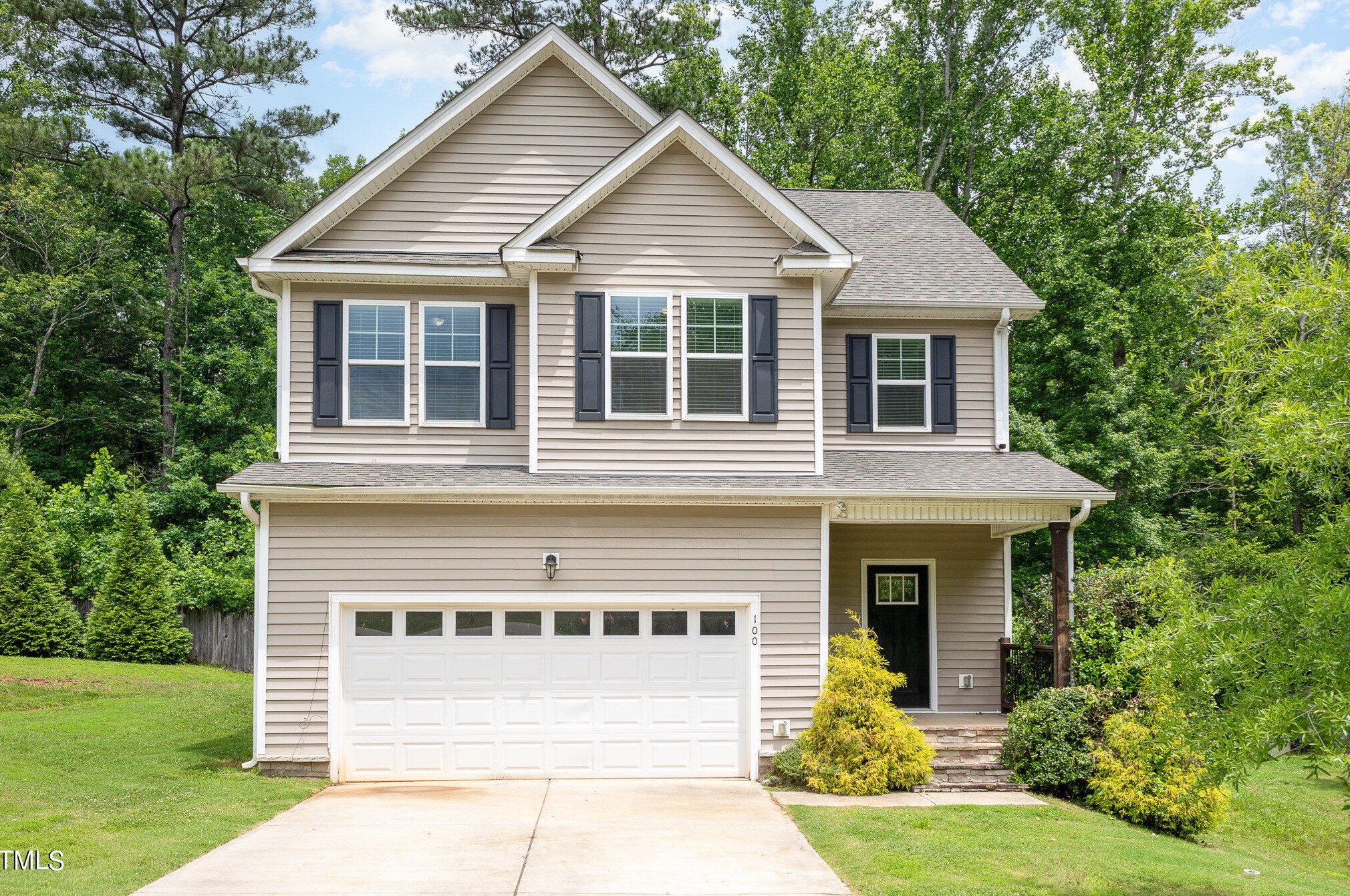 100 Alcock Ln, Youngsville, NC 27596