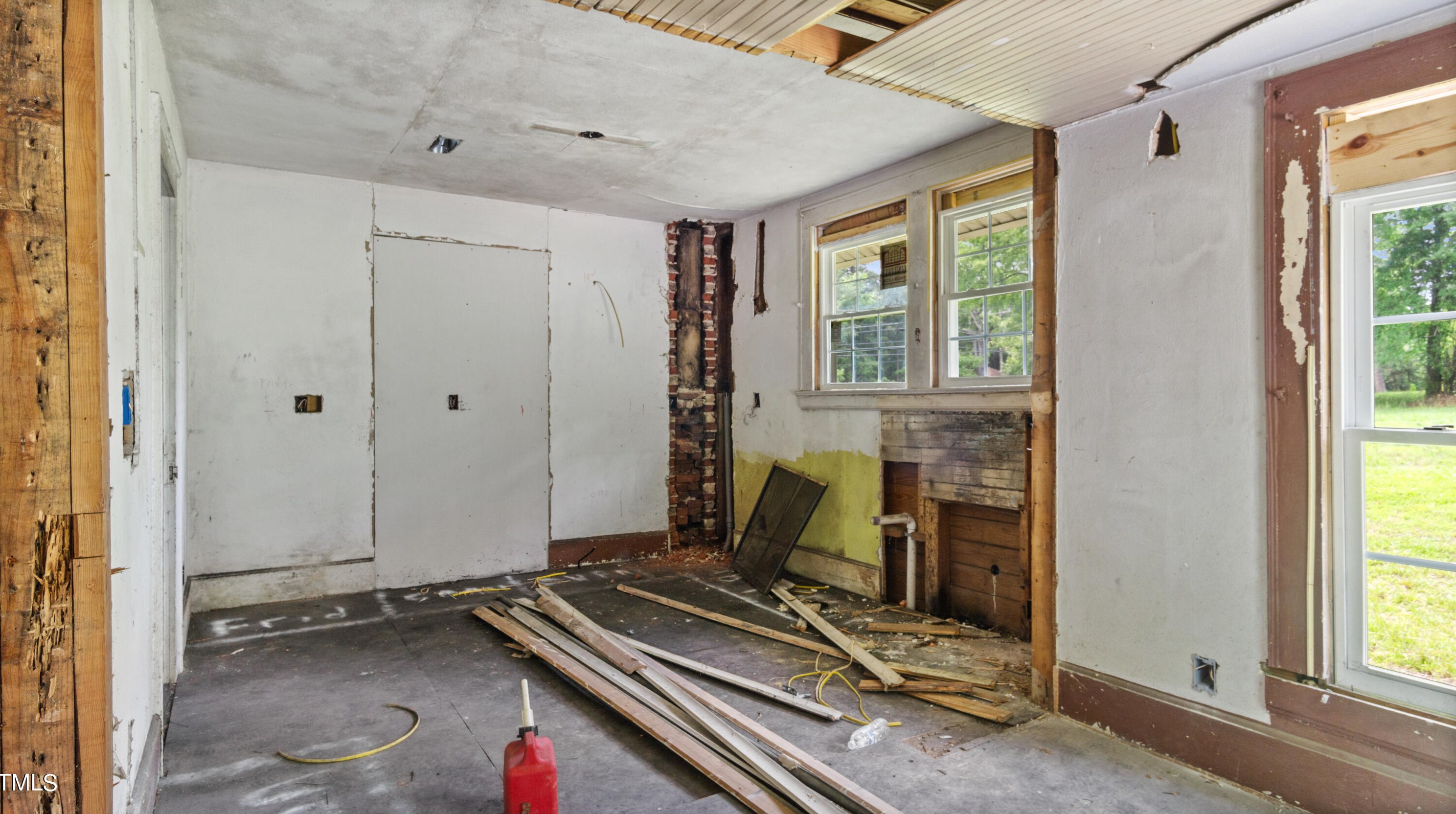 3855 Angier Ave, Durham NC  27703-5603 exterior