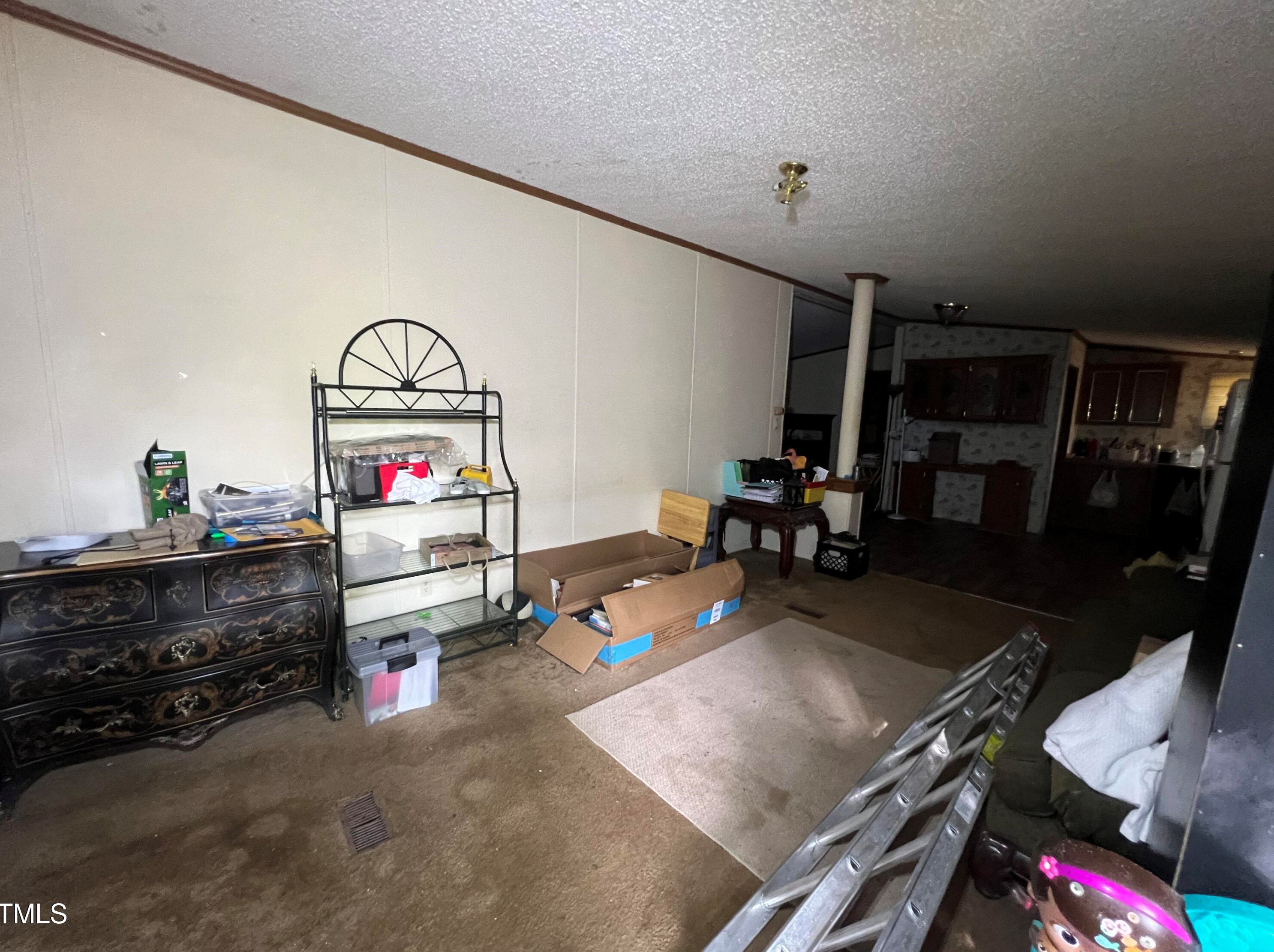 6387 Old Us 421 S S, Bear Creek, NC 27207