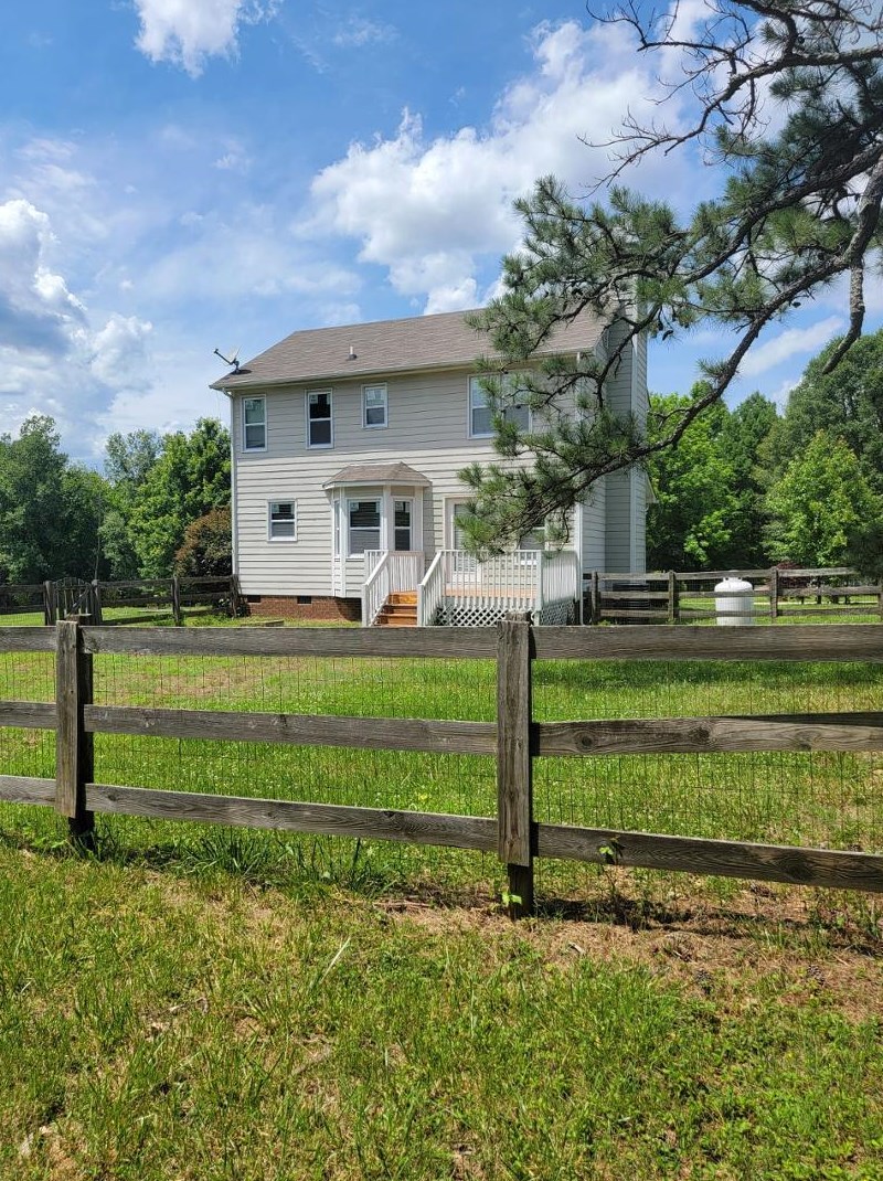 2813 Buckboard Ln, Raleigh, NC 27603