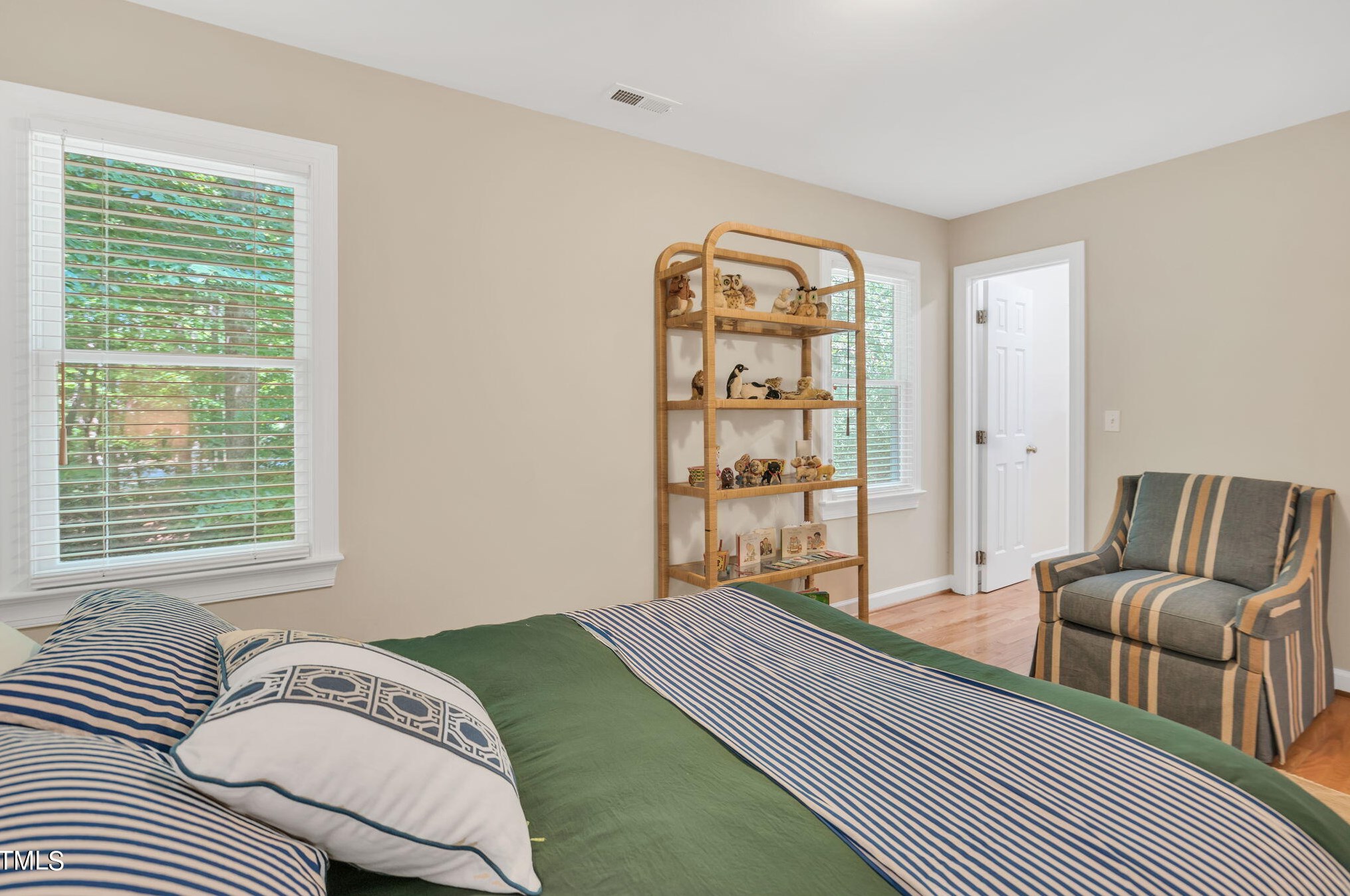 204 Stratford Dr, Chapel Hill NC exterior