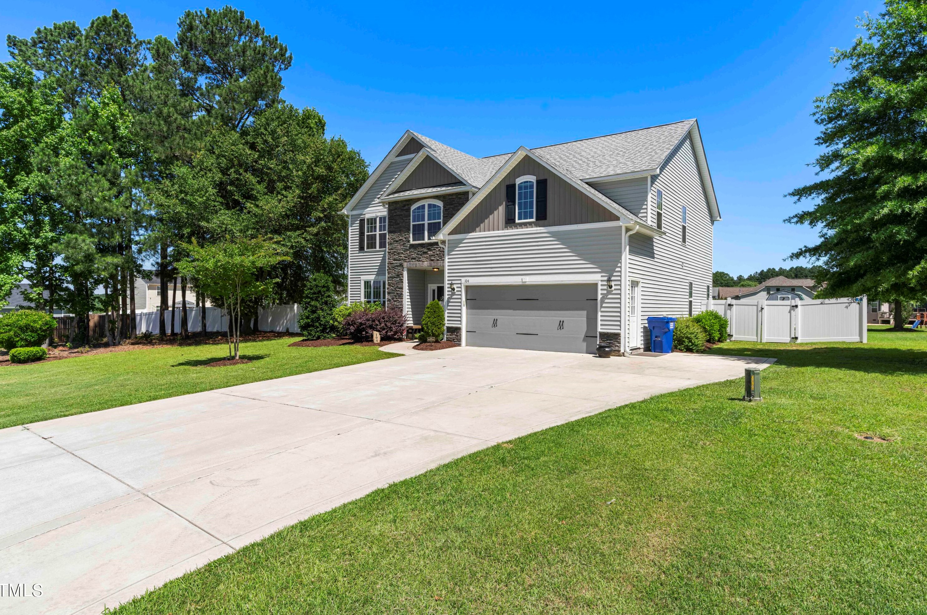 104 Pointer Dr, Angier, NC 27501