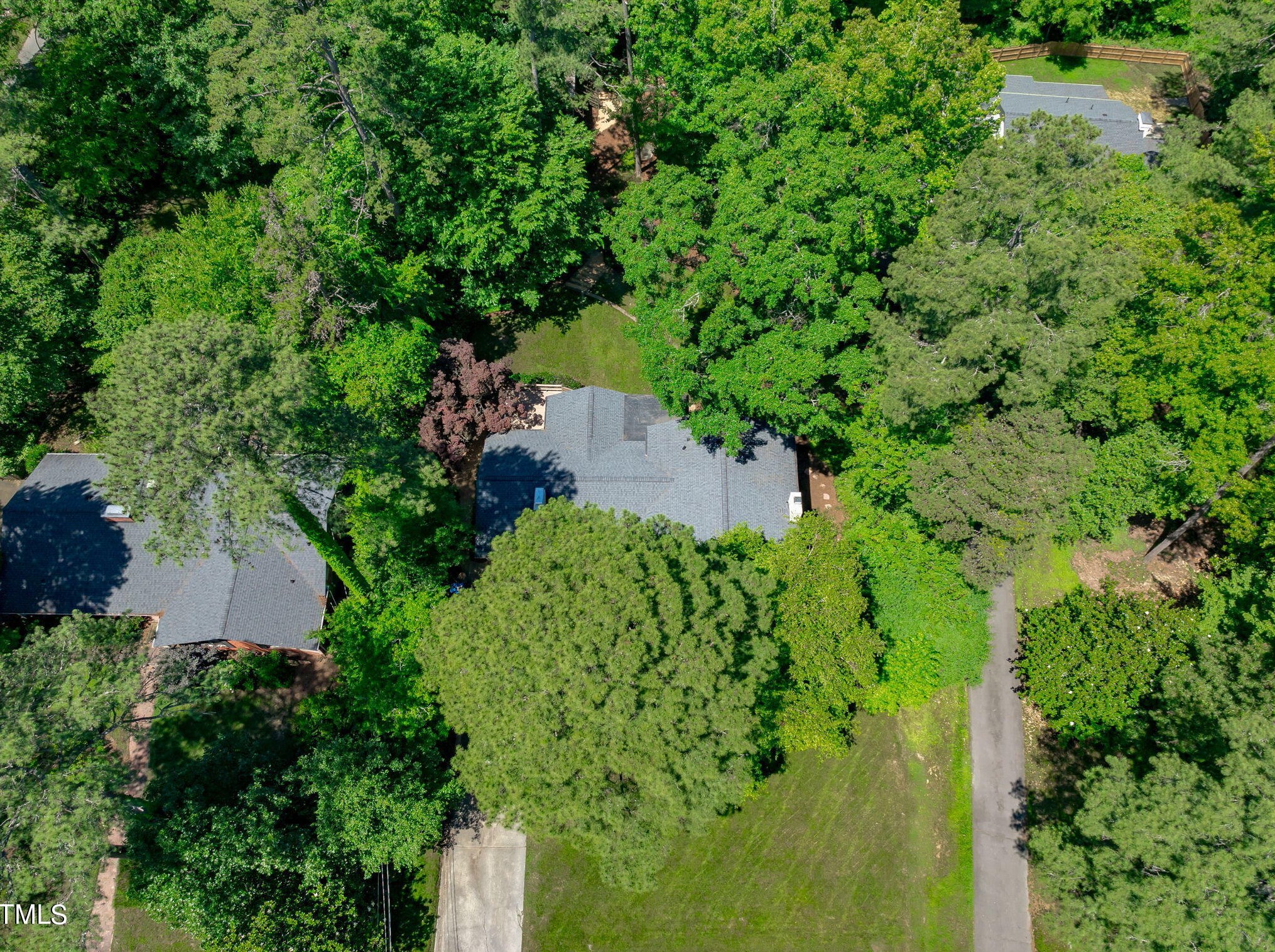 64 Kimberly Dr, Durham NC  27707-5418 exterior