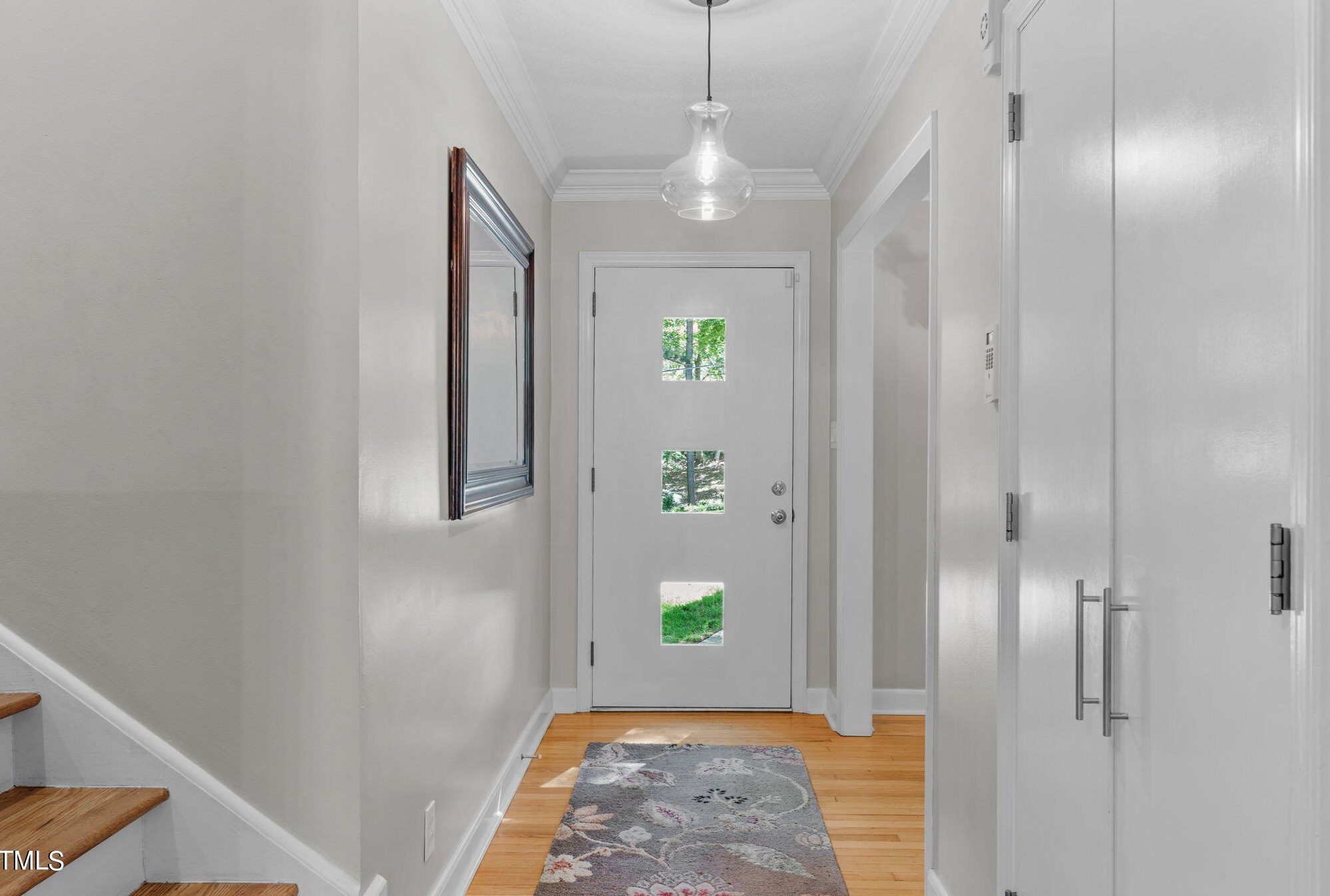 64 Kimberly Dr, Durham NC  27707-5419 exterior