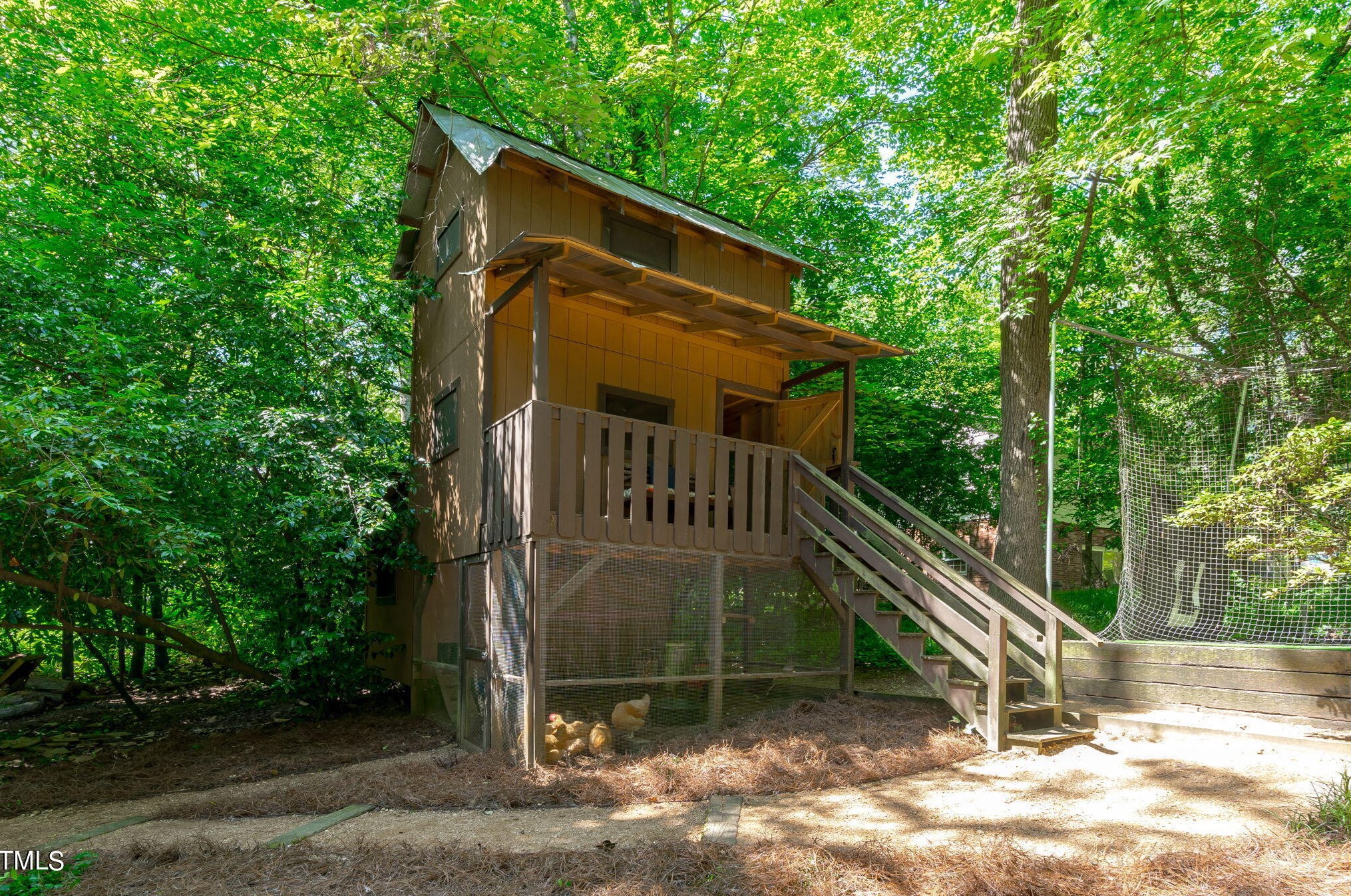 64 Kimberly Dr, Durham NC  27707-5418 exterior