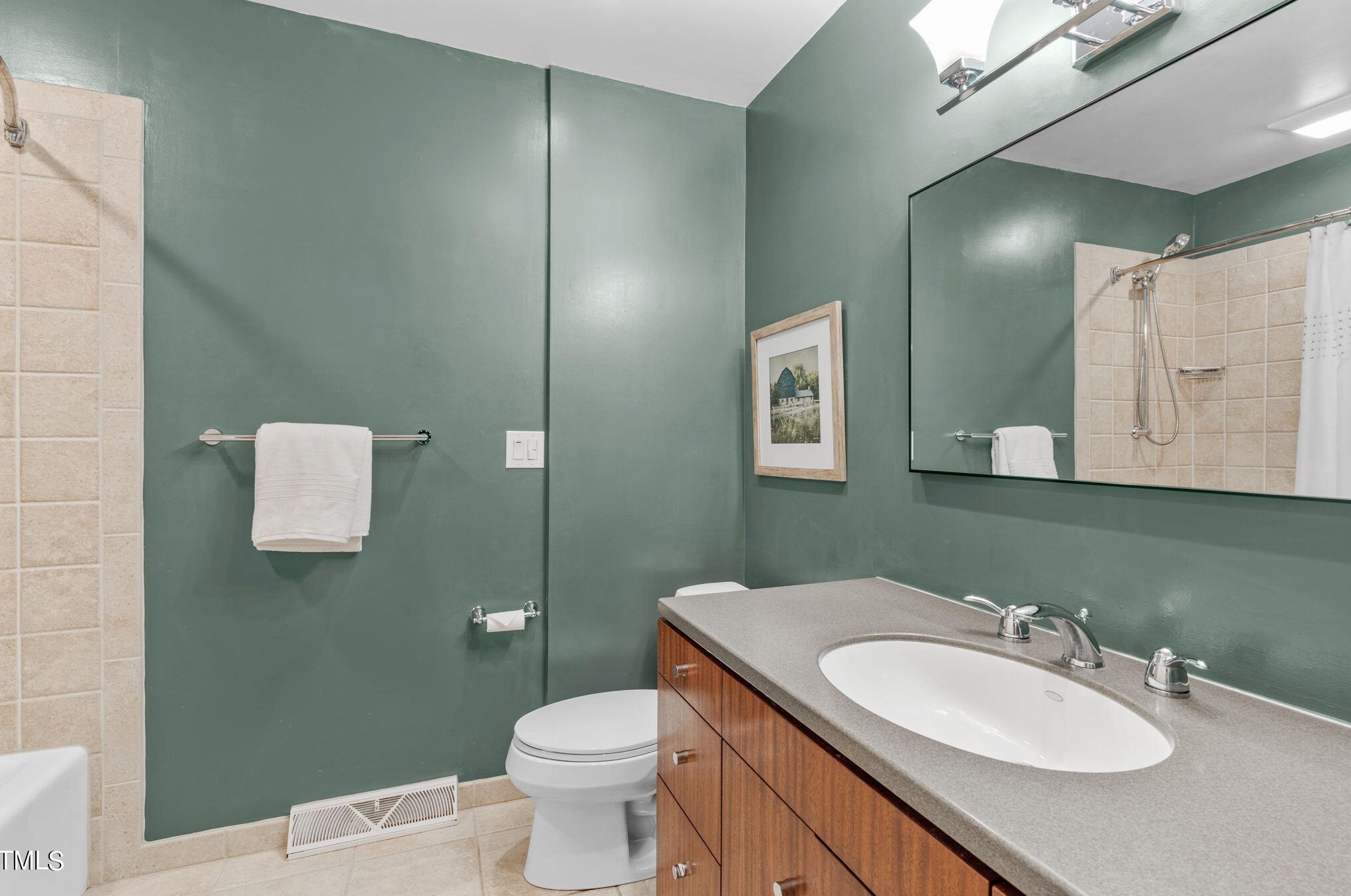 64 Kimberly Dr, Durham NC  27707-5418 exterior