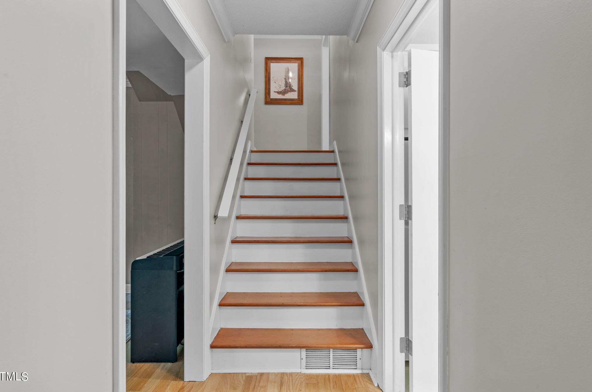 64 Kimberly Dr, Durham NC  27707-5418 exterior