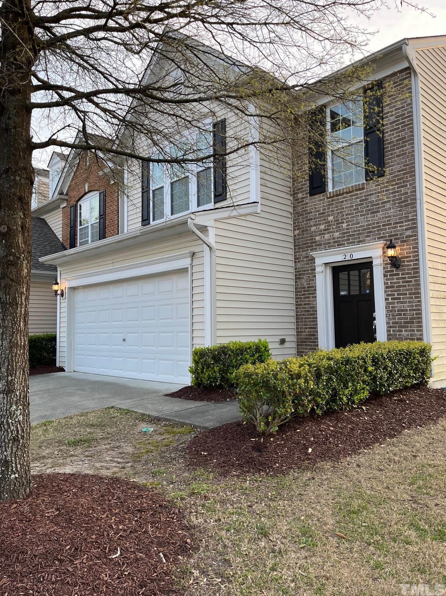 1200 Corwith Dr, Cary, NC 27560