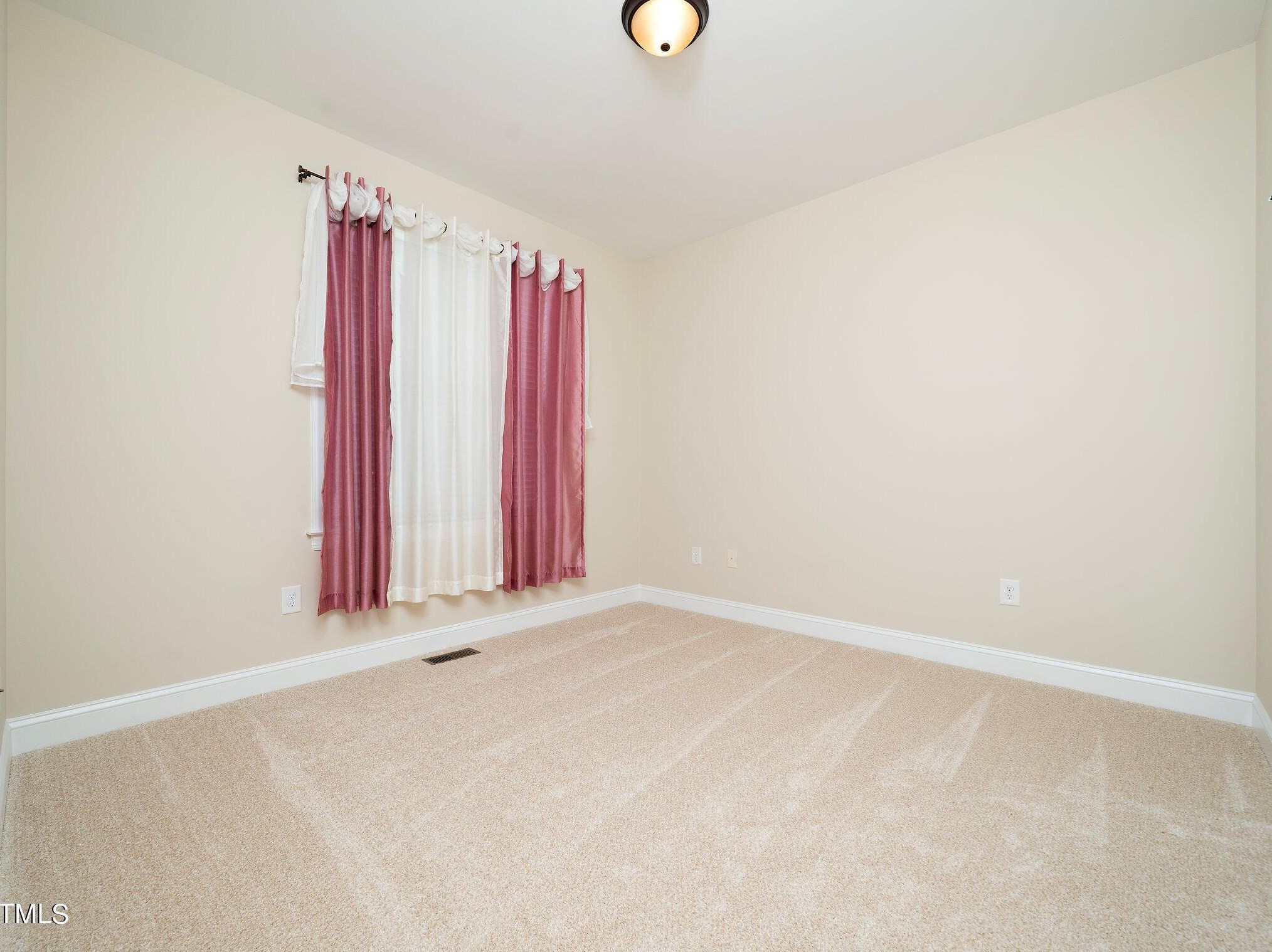 6734 Hemlock Ct, Sims NC 27880-9276 exterior