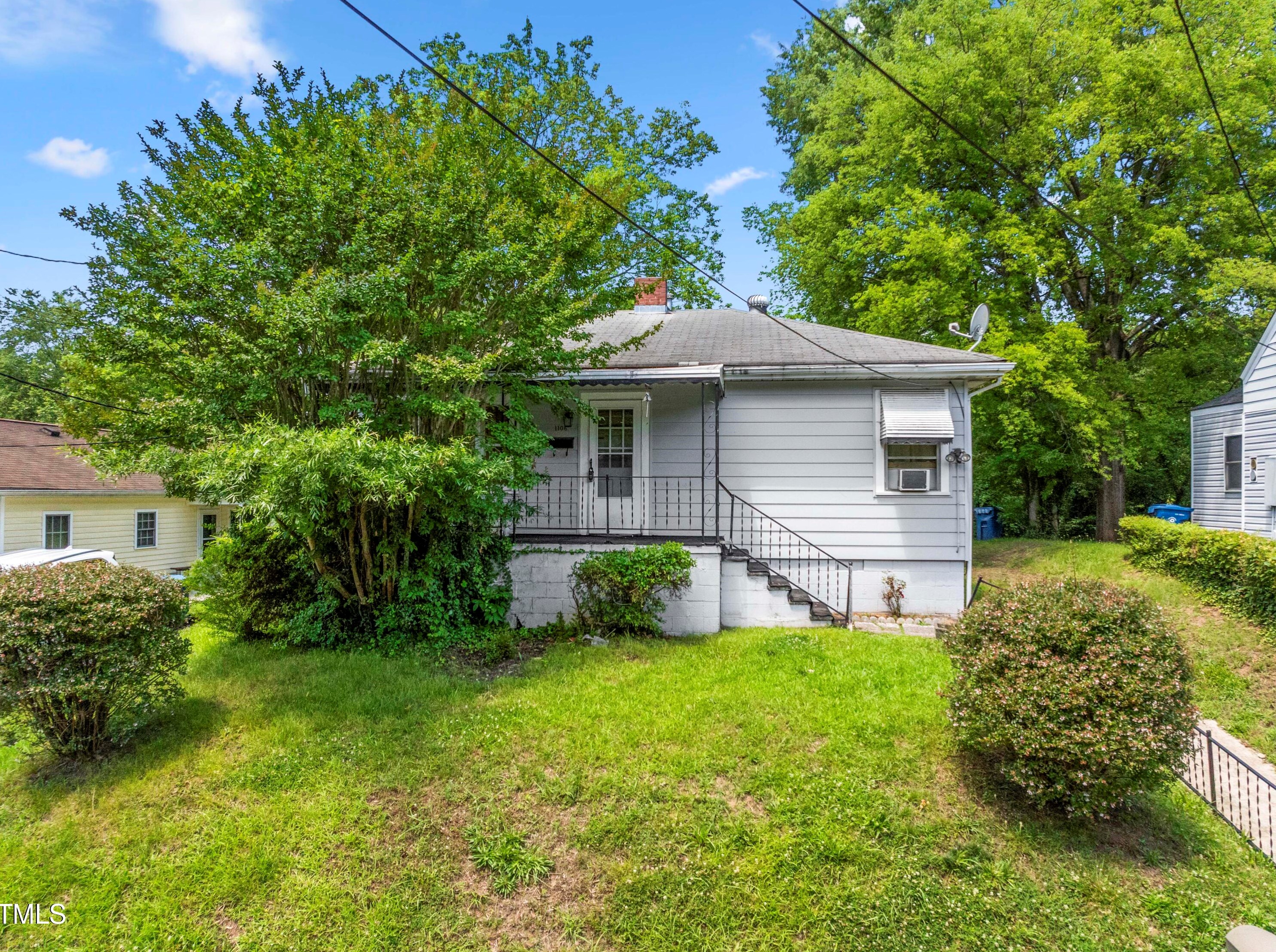 1106 Carroll St, Durham, NC 27707-1310