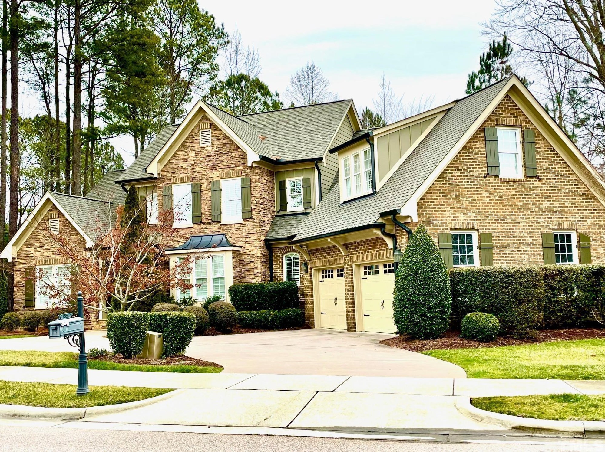 3305 Rockland Ridge Dr, Cary, NC 27519