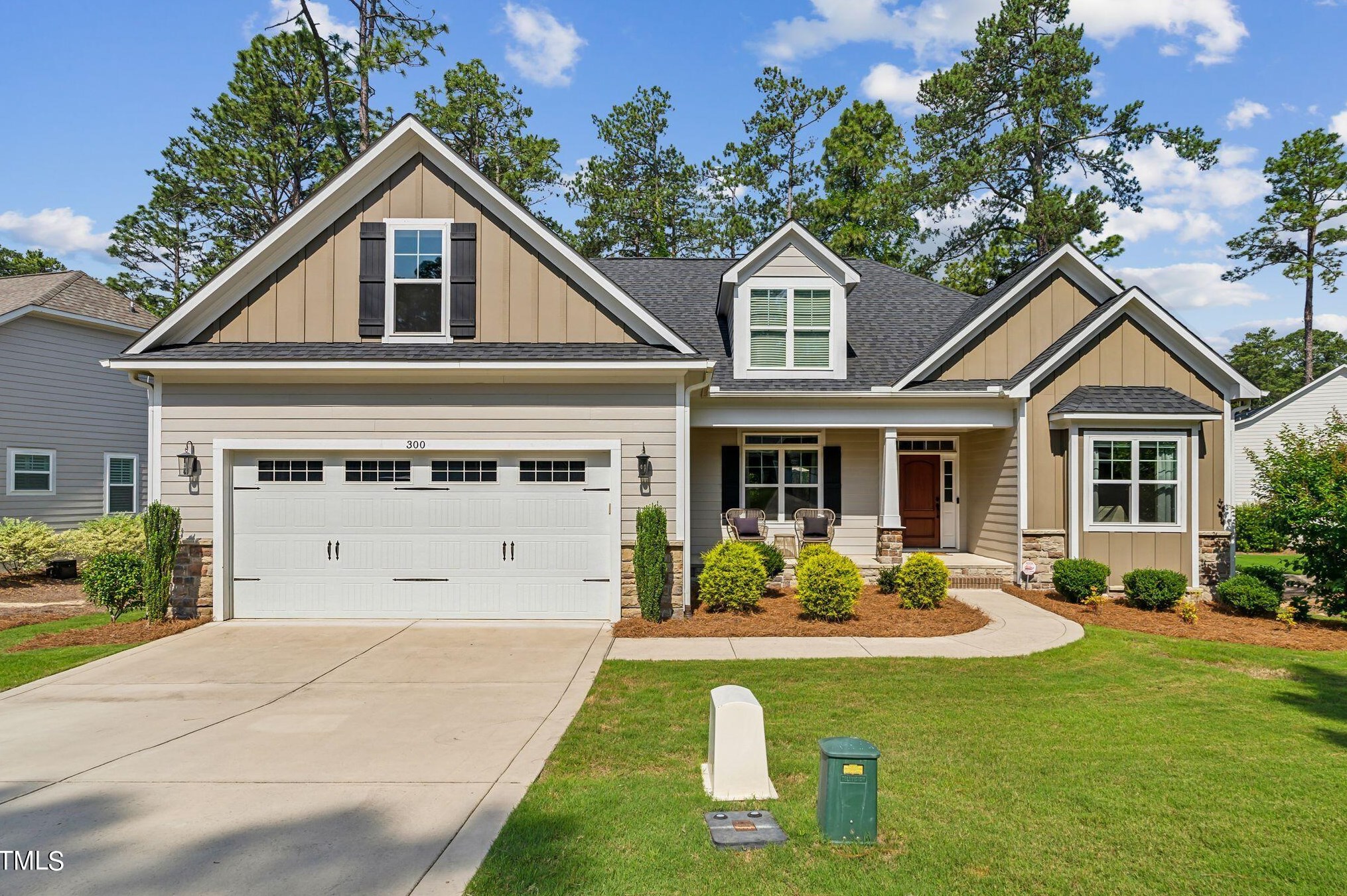 300 N Bracken Fern Ln, Southern Pines, NC 28387