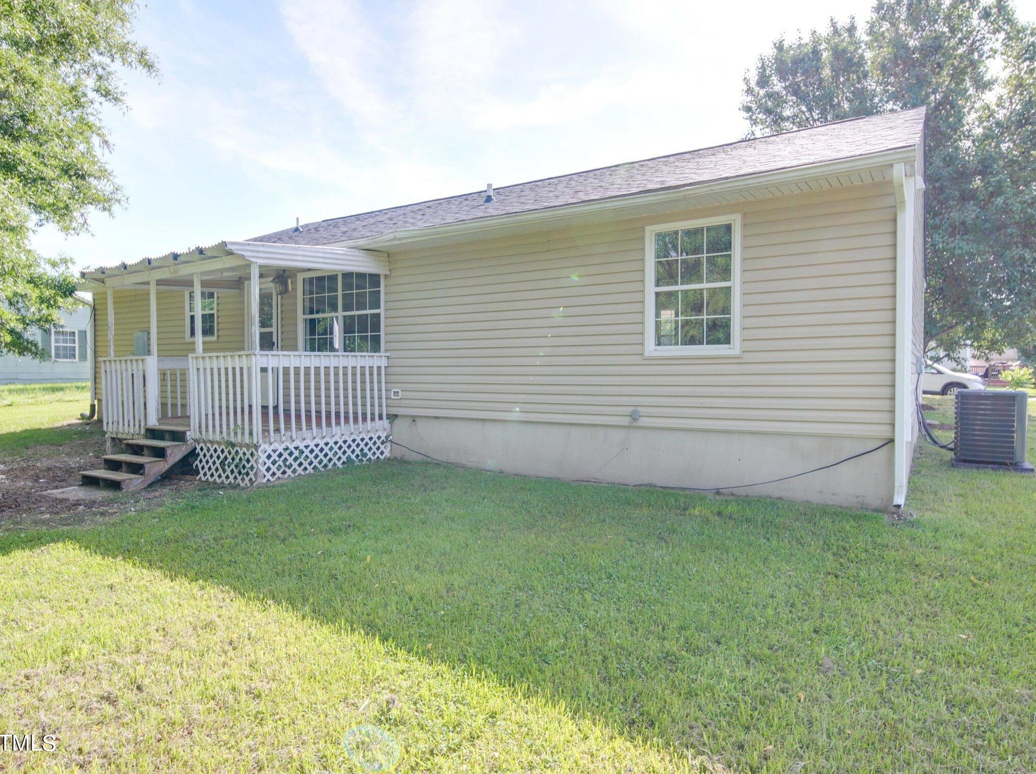 4200 Ludgate Dr, Durham NC  27713-1199 exterior