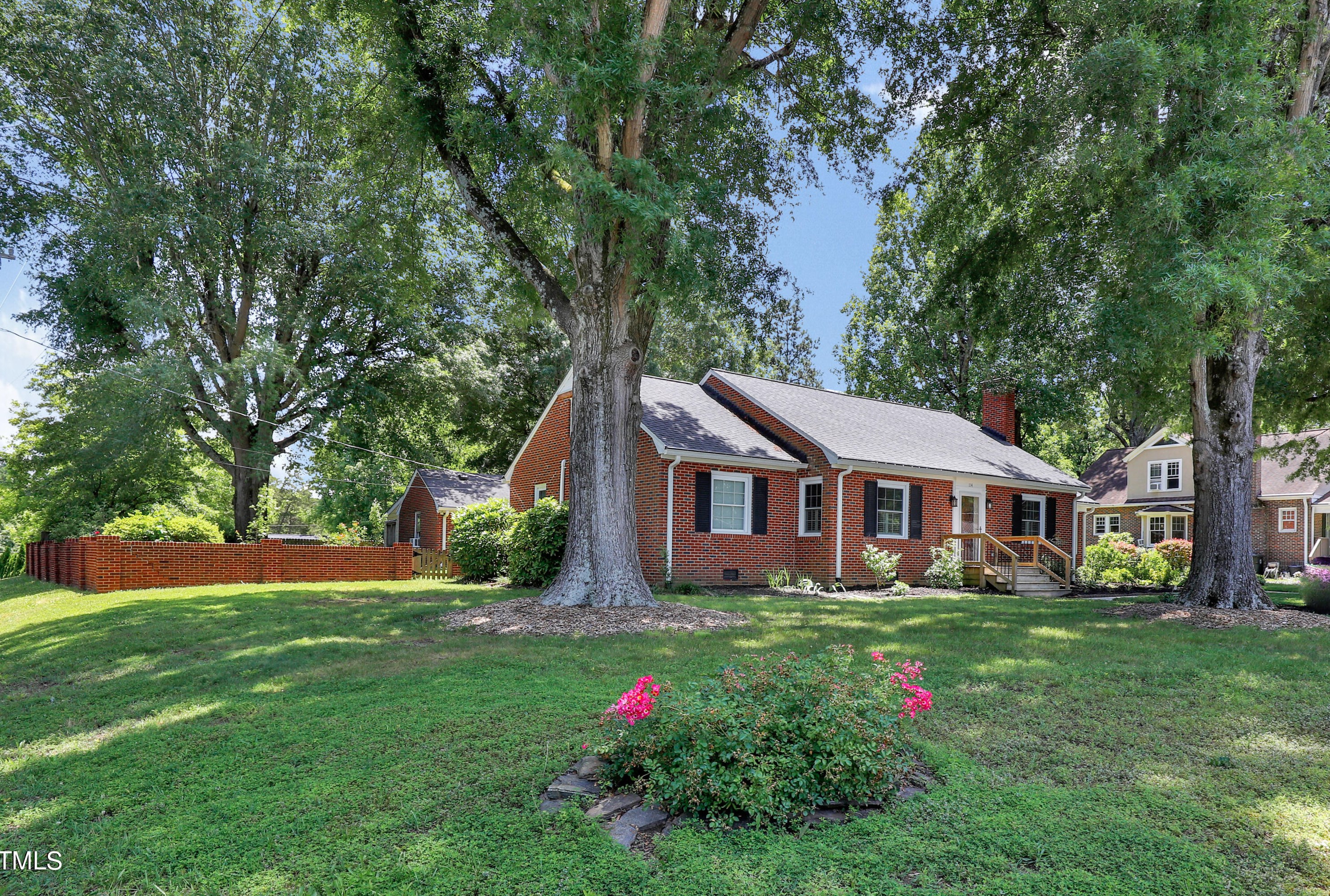 114 Sixth St, Mebane, NC 27302-2510