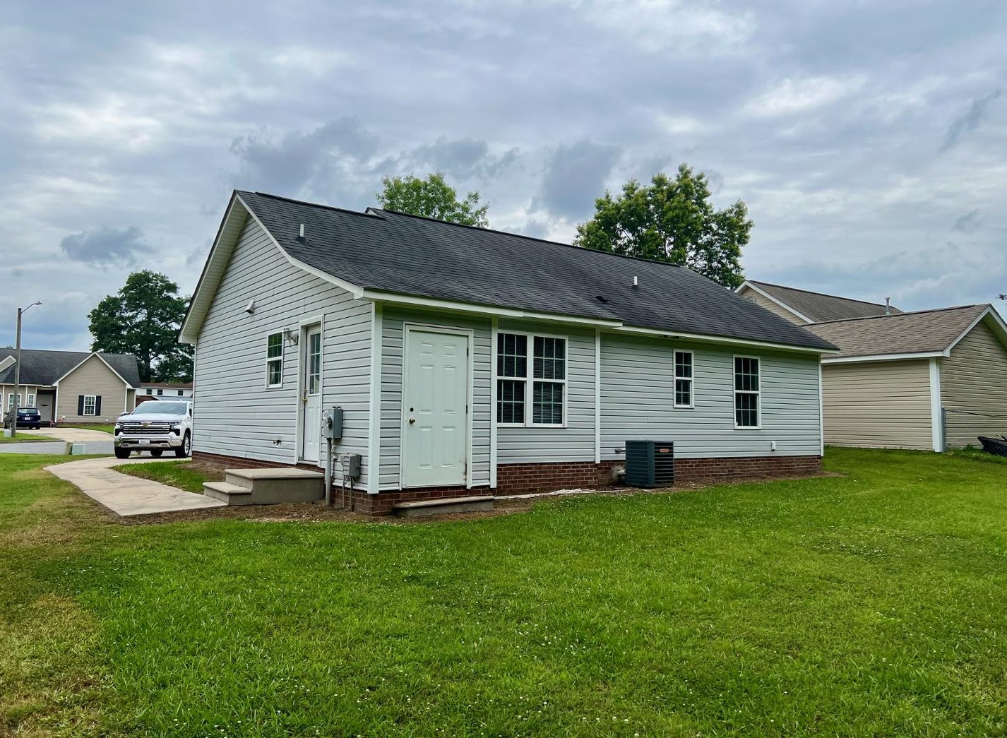 411 Poplar Ridge Ct, Rocky Mount, NC 27803